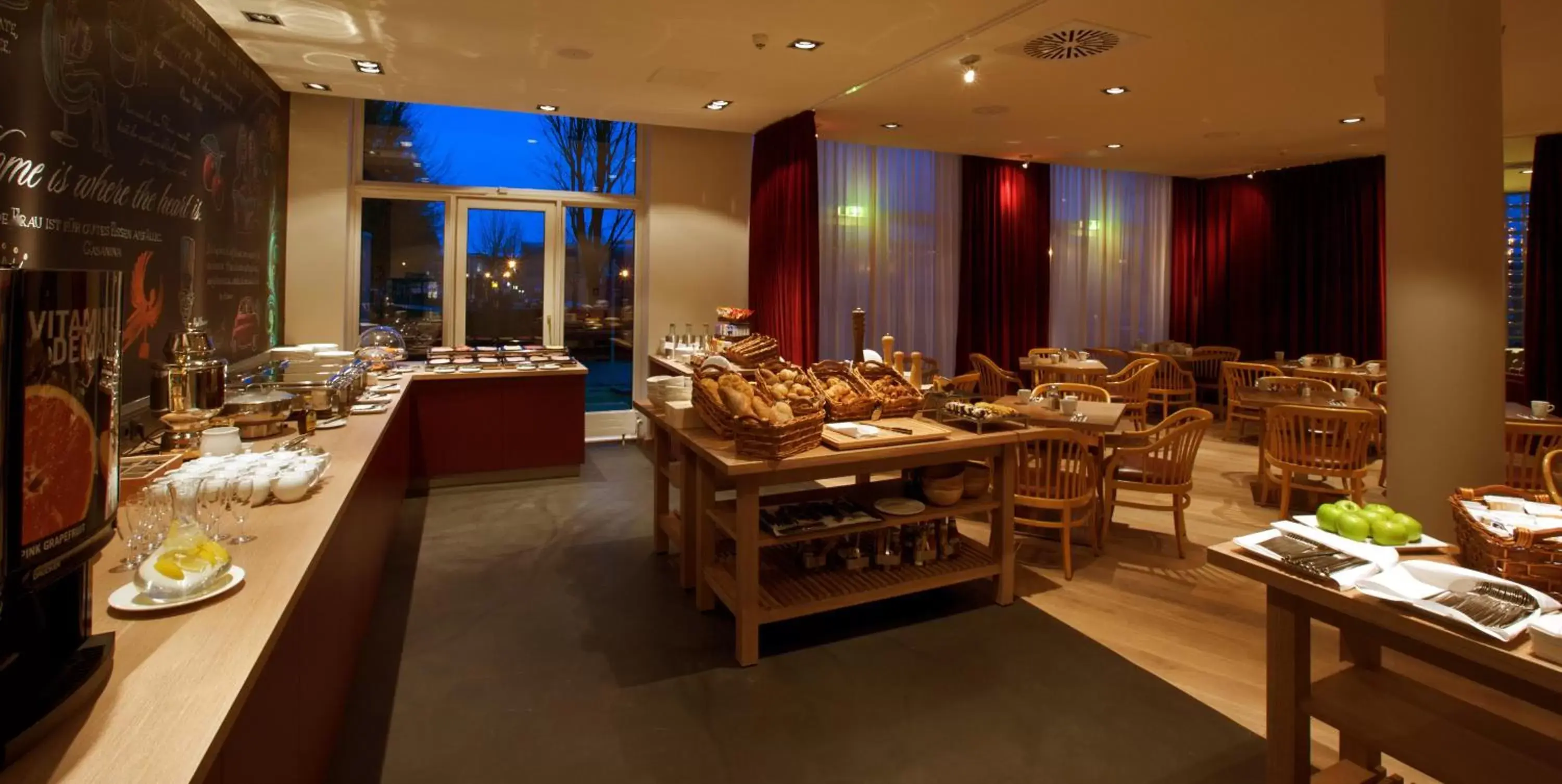 Restaurant/Places to Eat in pentahotel Kassel