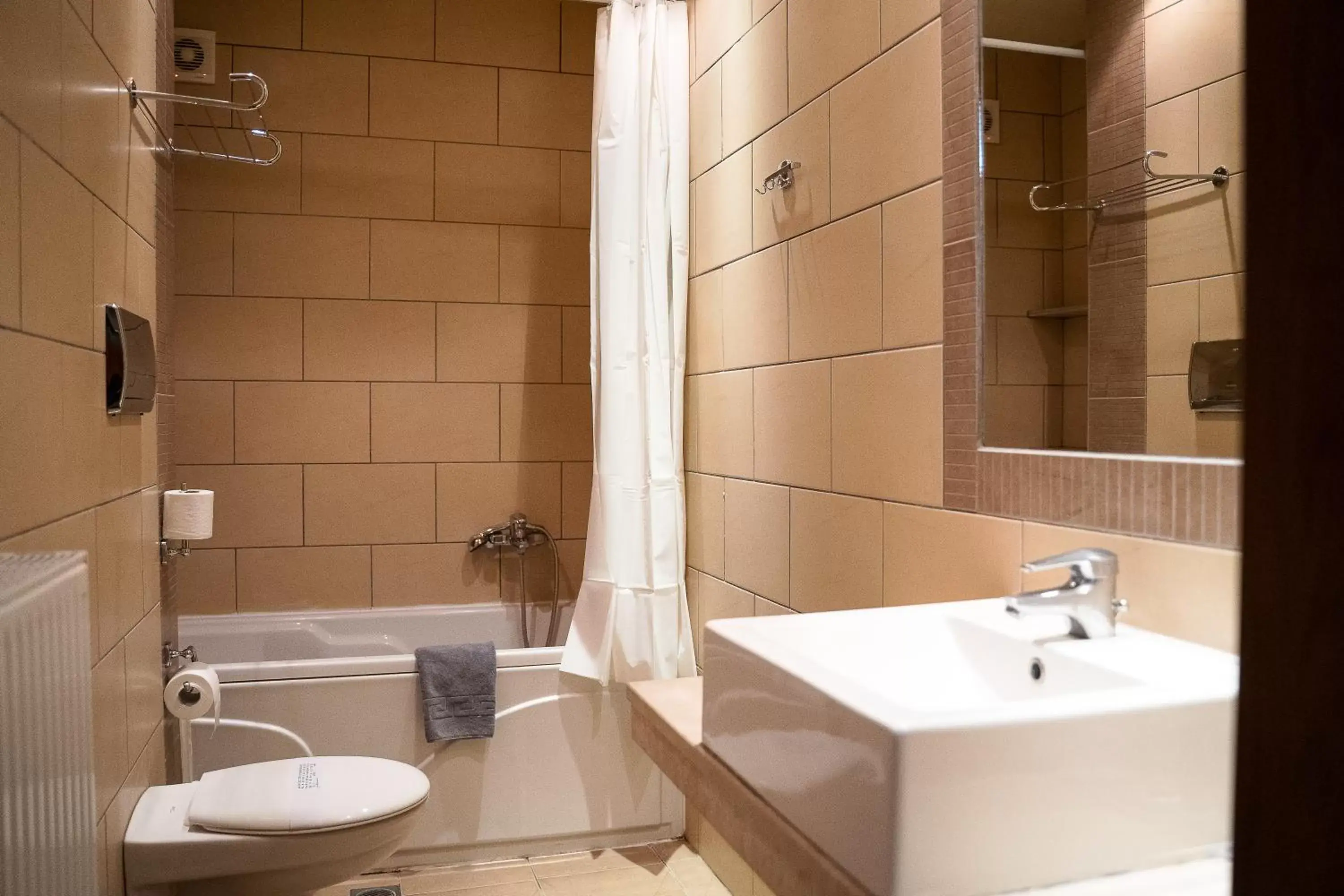 Bathroom in Hotel Antoniadis