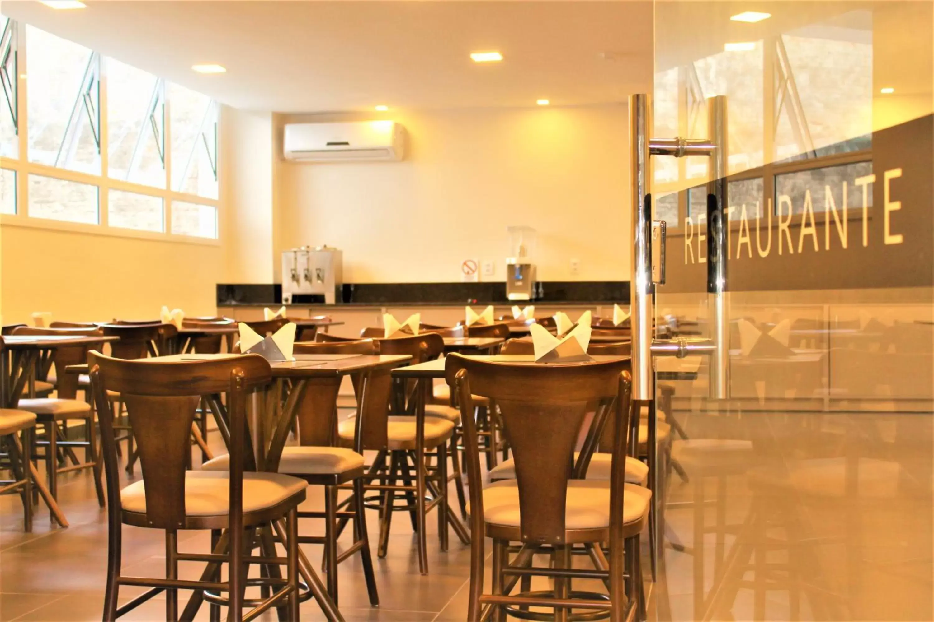 Restaurant/Places to Eat in Hotel Dom Rafael Premium