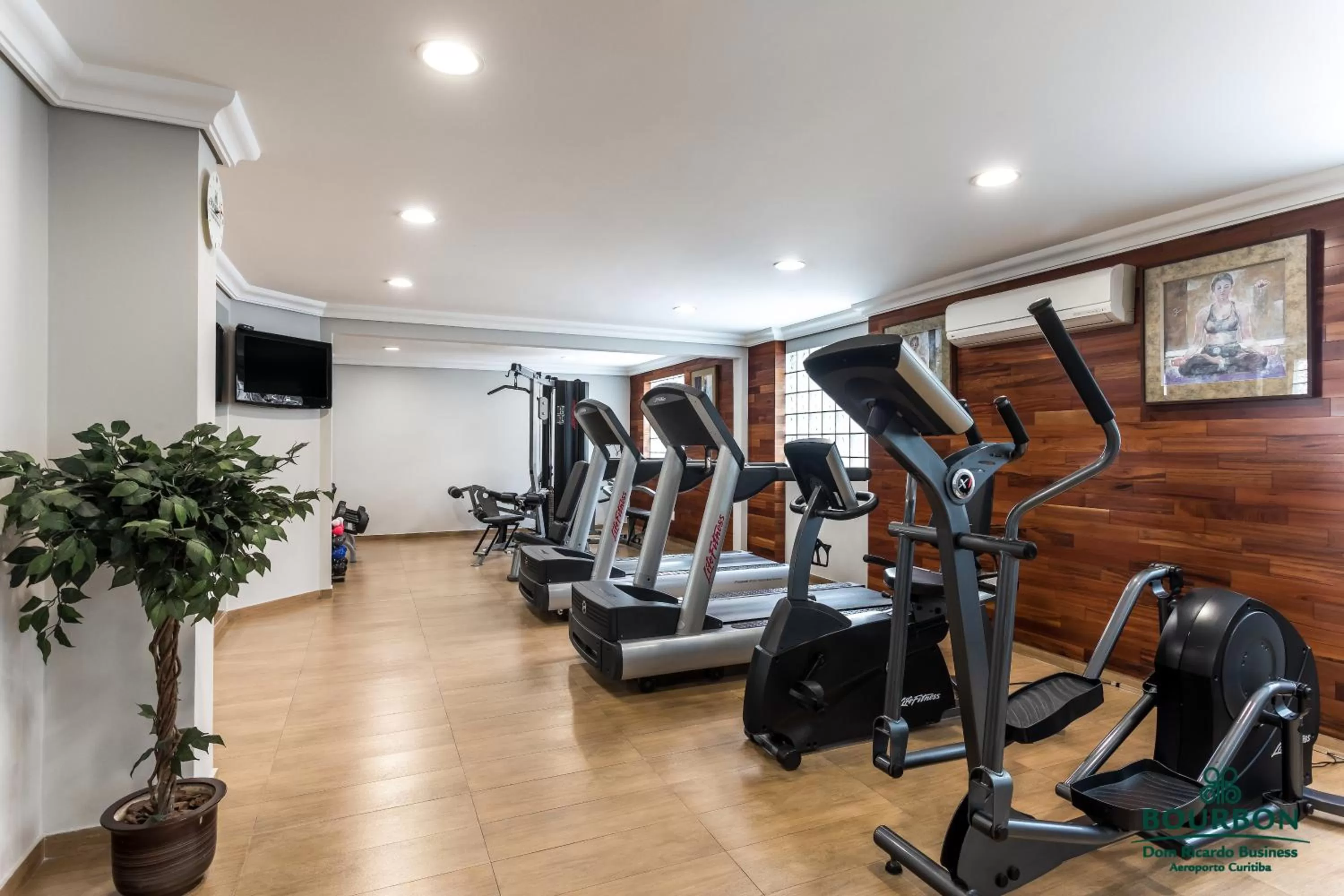 Fitness centre/facilities in Bourbon Dom Ricardo Aeroporto Curitiba Business Hotel