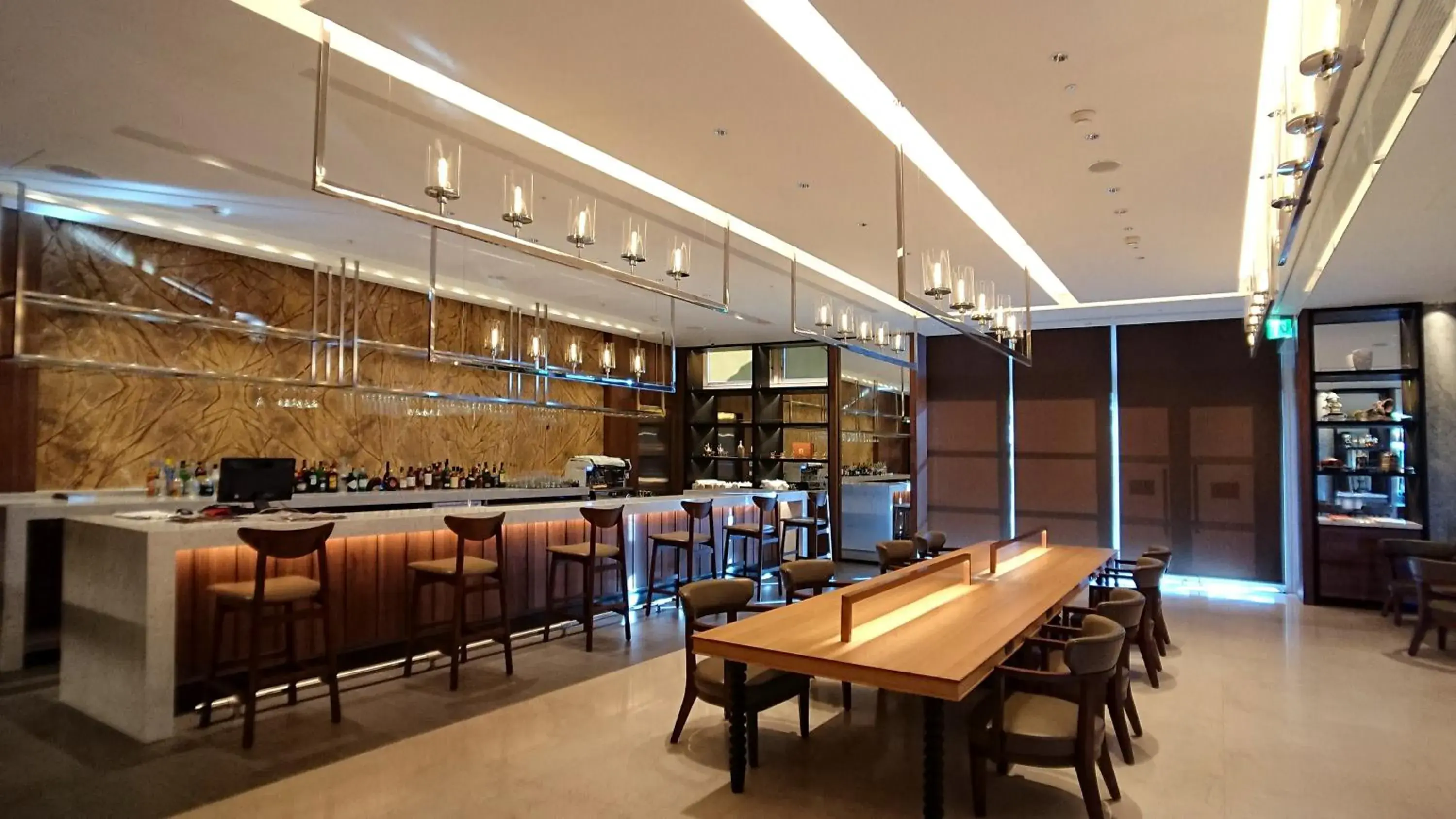 Lounge or bar, Restaurant/Places to Eat in Sheraton Taoyuan Hotel