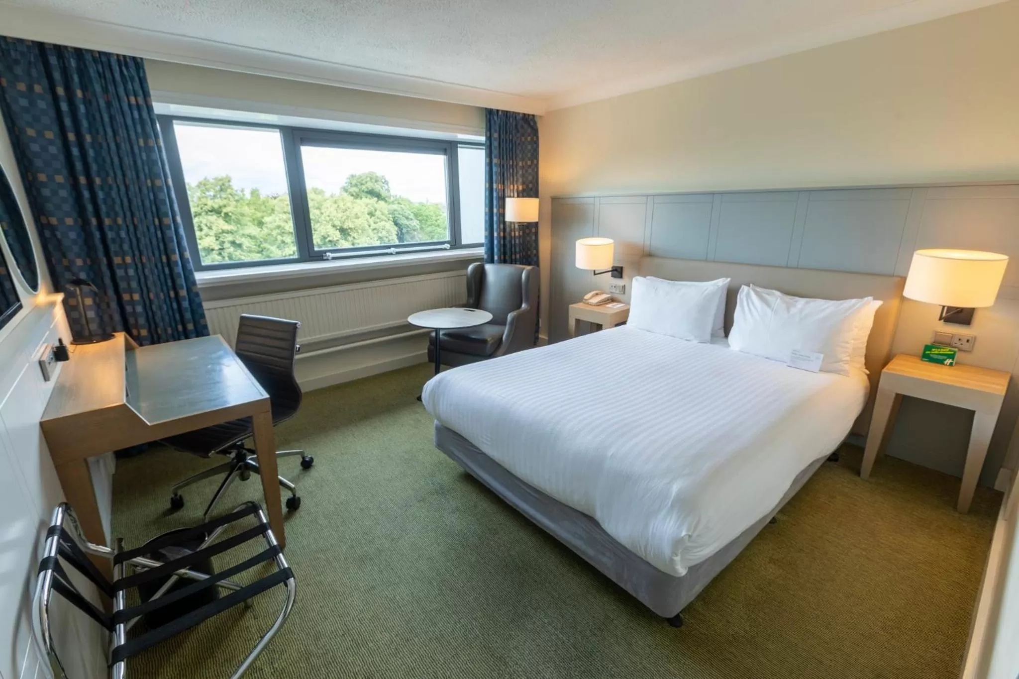 Photo of the whole room, Bed in Holiday Inn Cardiff City Centre by IHG
