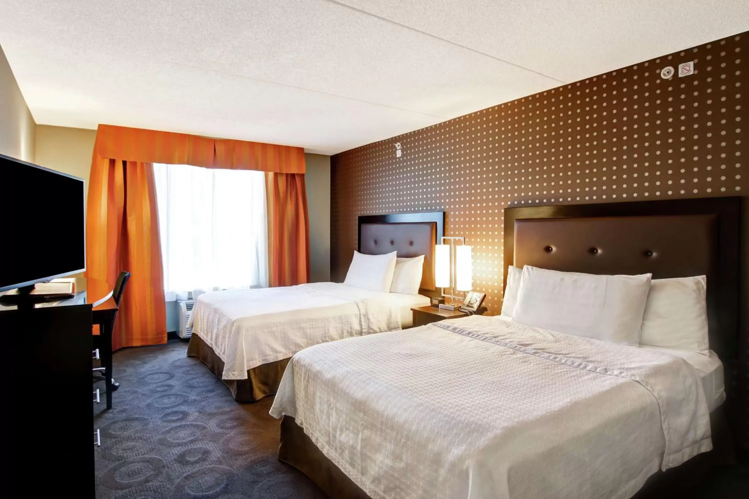 Bed in Homewood Suites by Hilton Toronto-Ajax