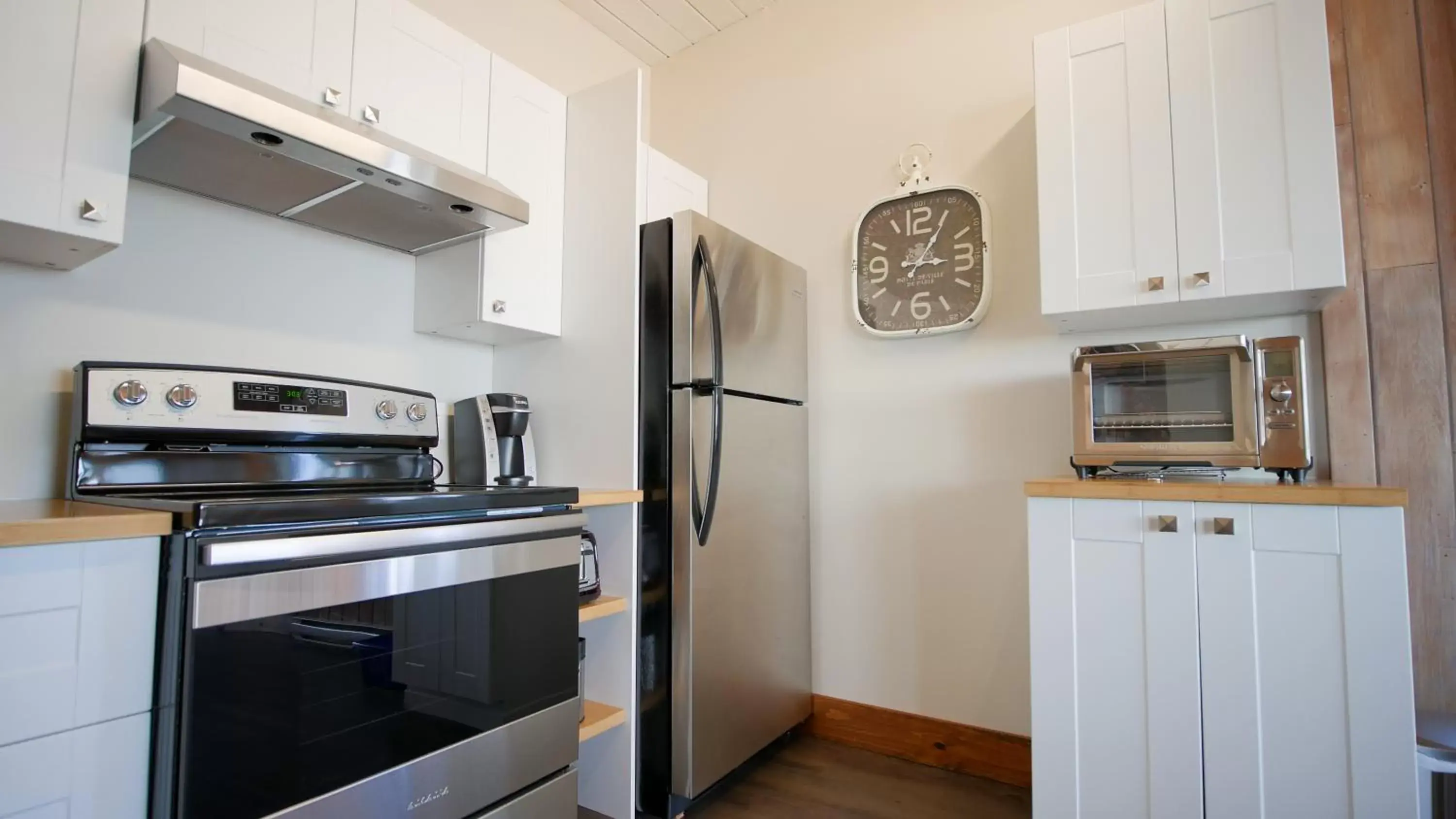 Kitchen/Kitchenette in Hostellerie Baie Bleue