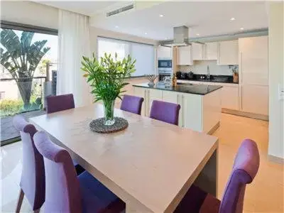 Dining Area in Vila Castelo Parque