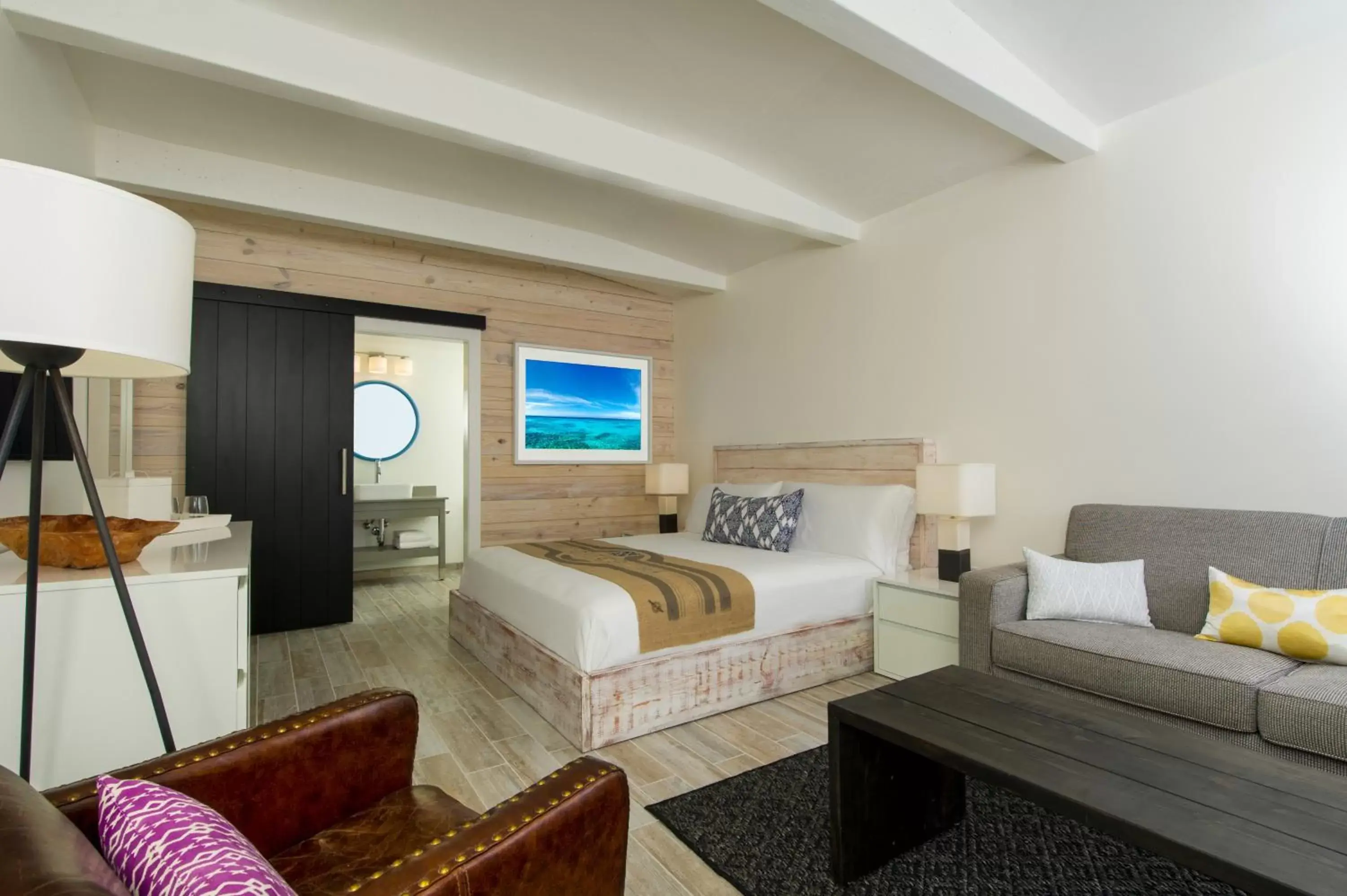 Standard King Room in The Gates Hotel Key West Standard King Room in The Gates Hotel Key West