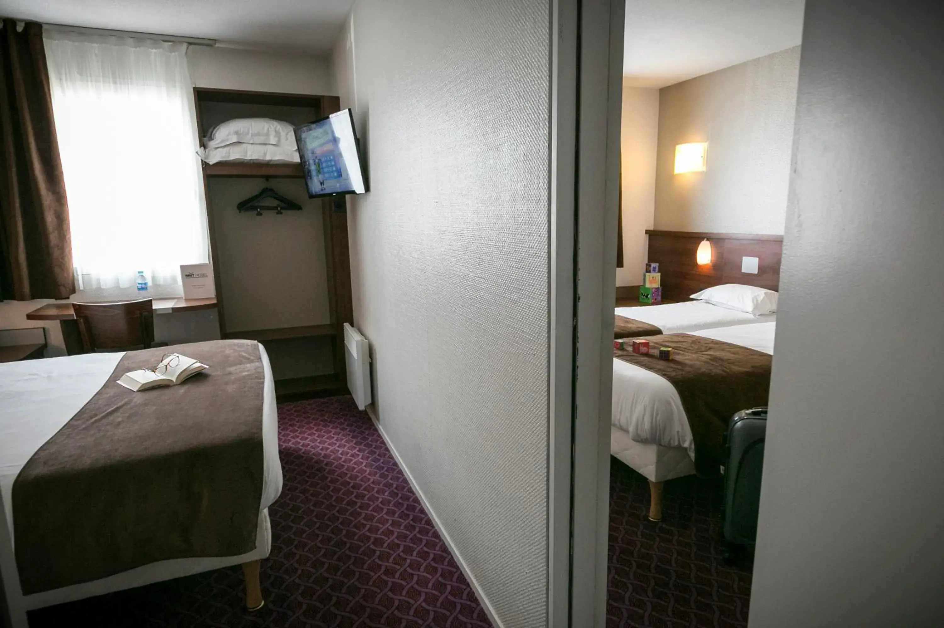 Photo of the whole room, Bed in Brit Hotel Rennes Le Castel