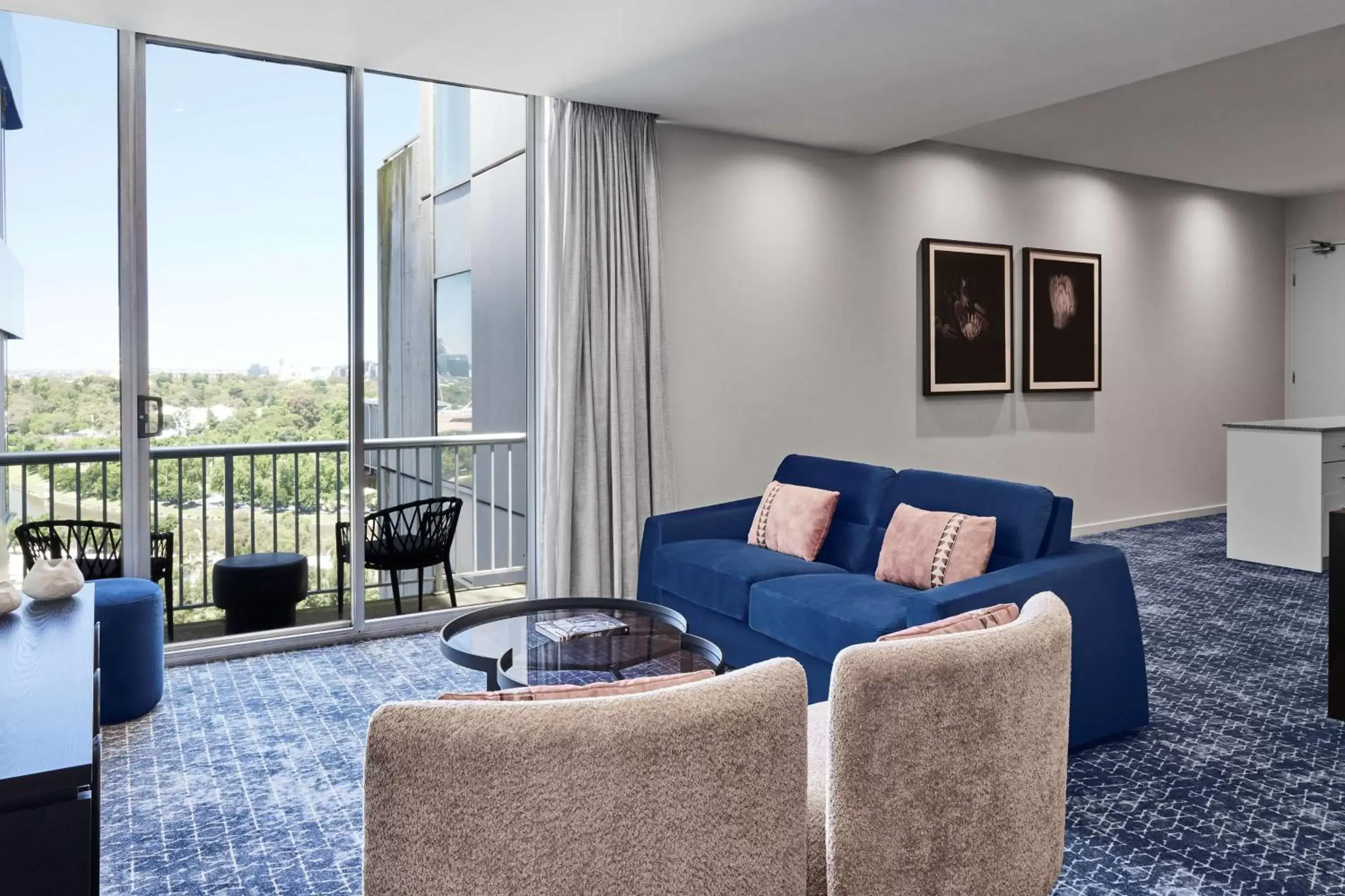 Living room, Seating Area in Adina Apartment Hotel Melbourne Flinders Street