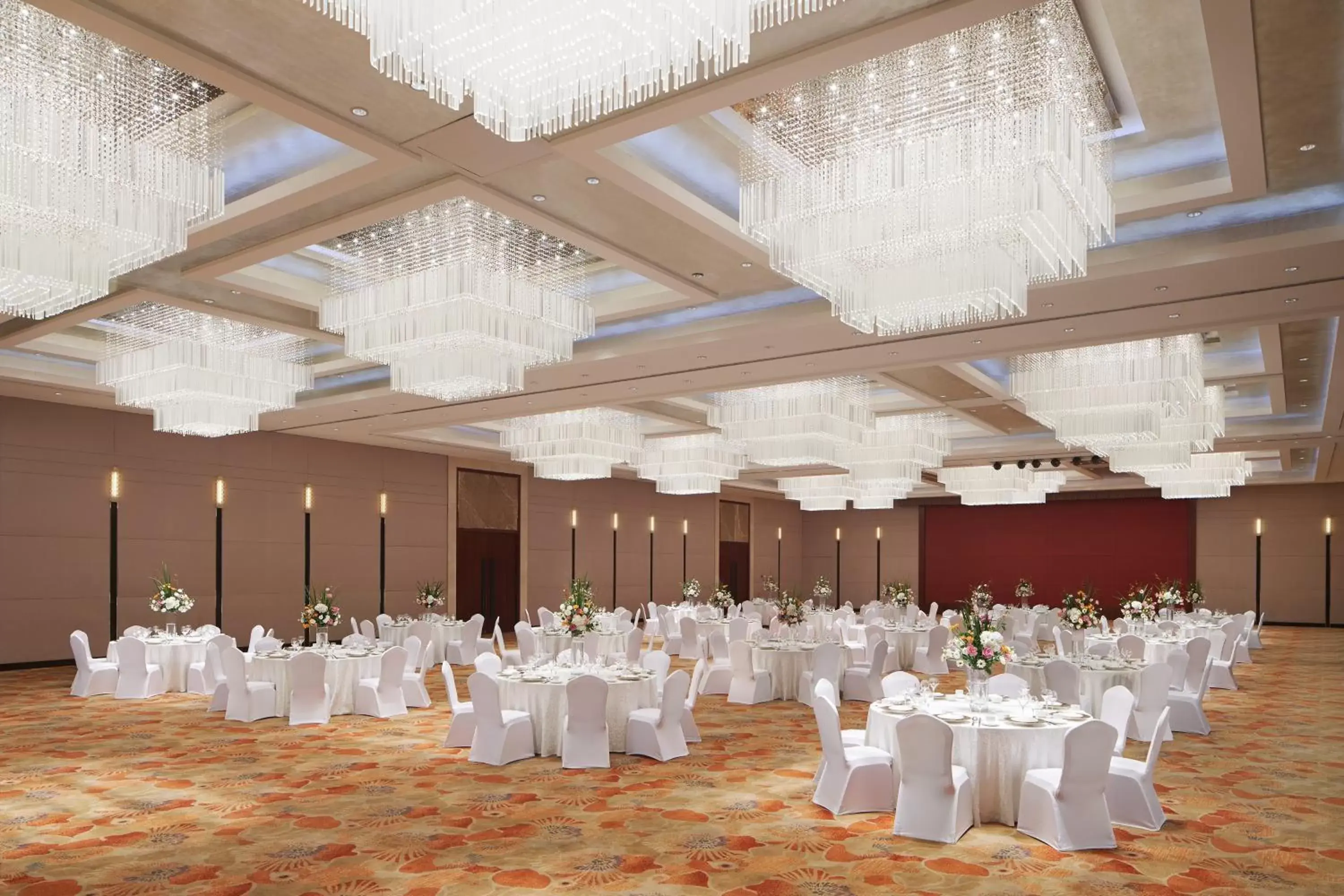 Meeting/conference room, Banquet Facilities in Sheraton Yantai Golden Beach Resort