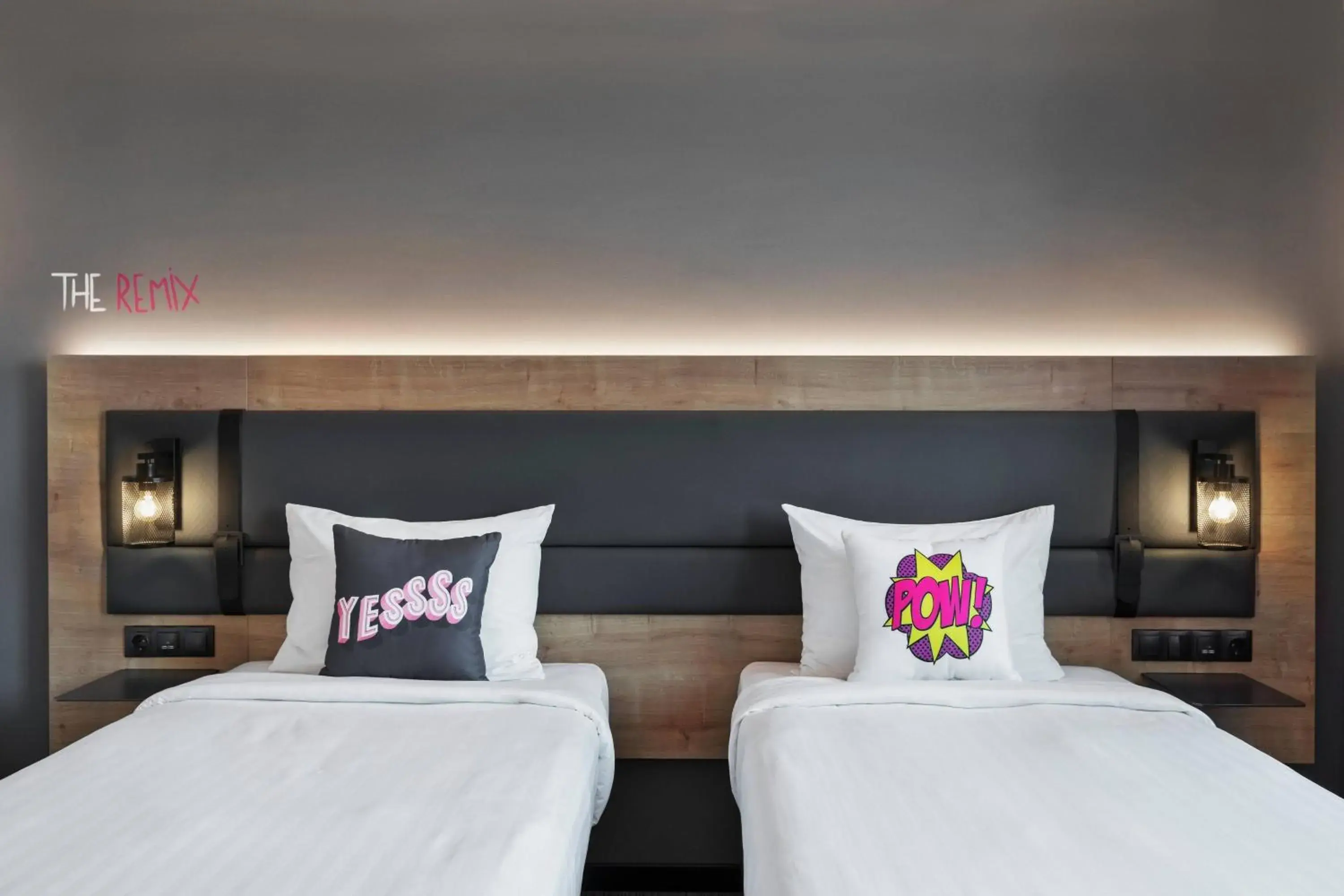 Photo of the whole room, Bed in Moxy Bucharest Old Town