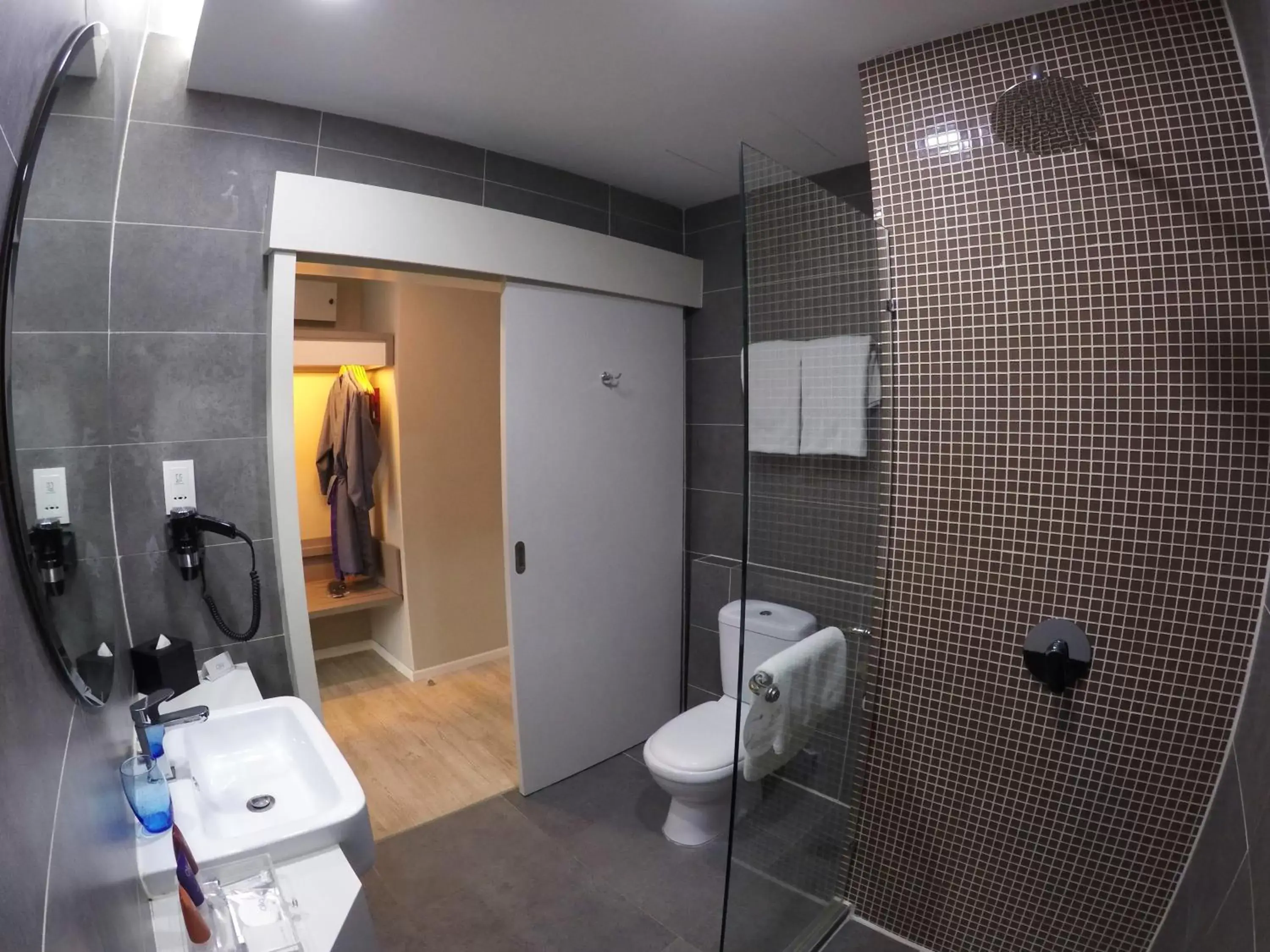 Bathroom in Qliq Damansara Hotel