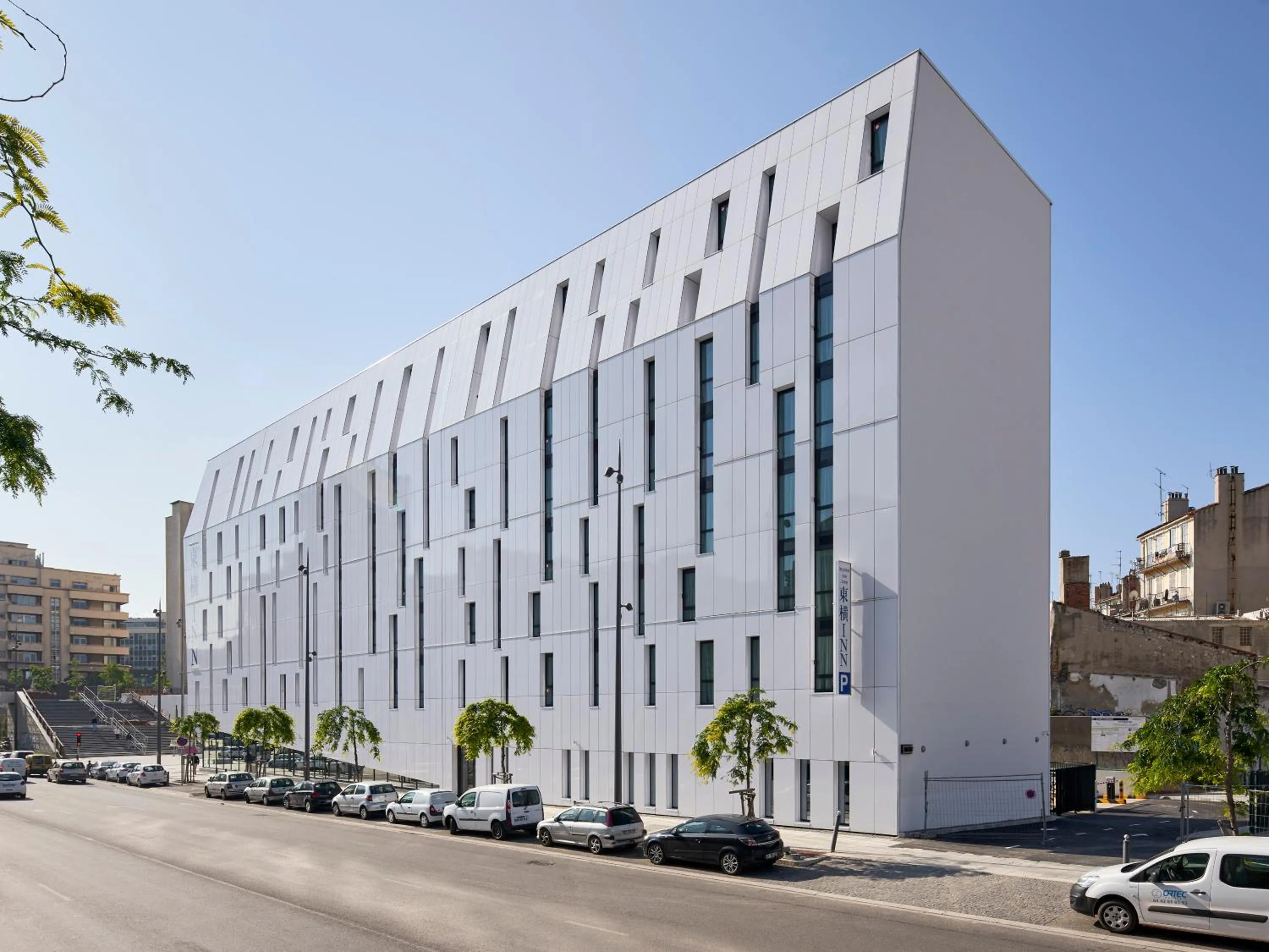 Facade/entrance in Toyoko INN Marseille Saint Charles
