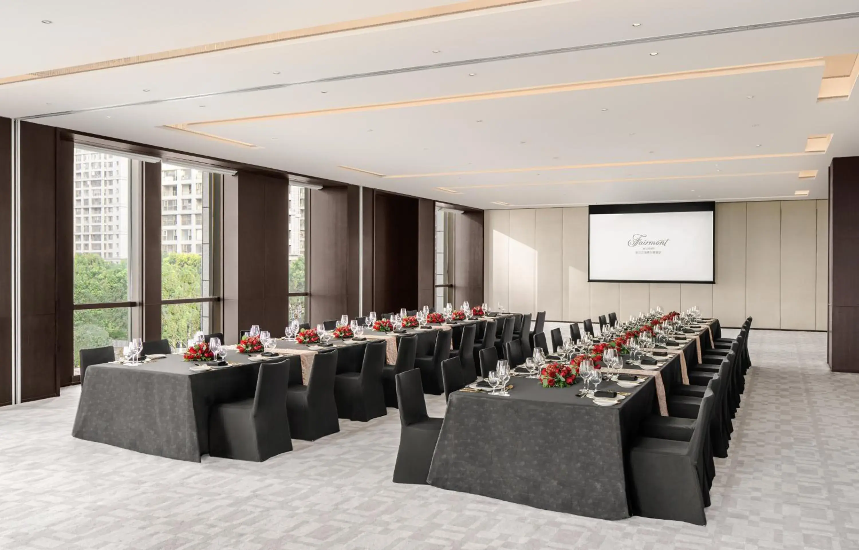 Meeting/conference room in Fairmont Wuhan