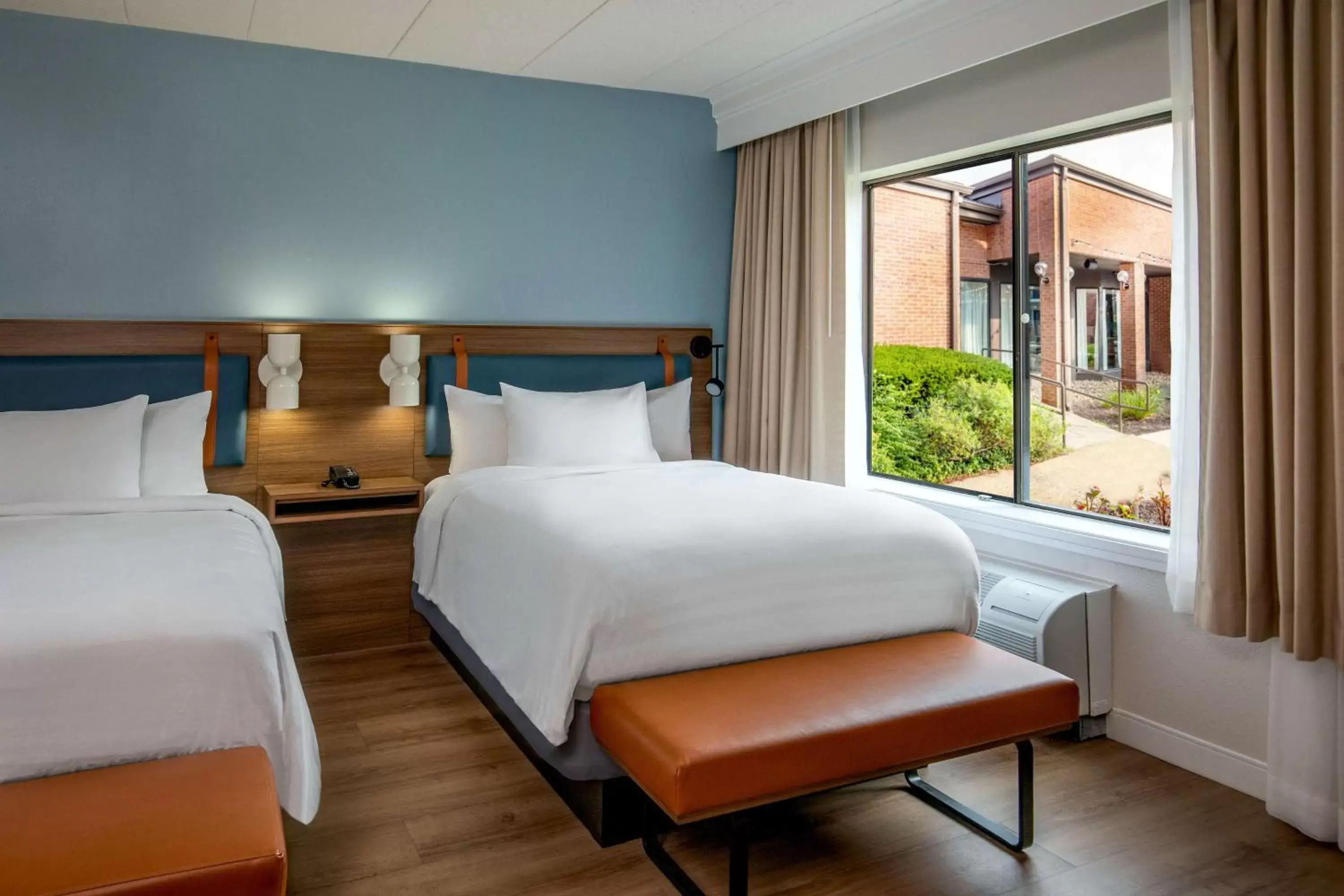 Bedroom, Bed in Sonesta Select Boston Foxborough Mansfield