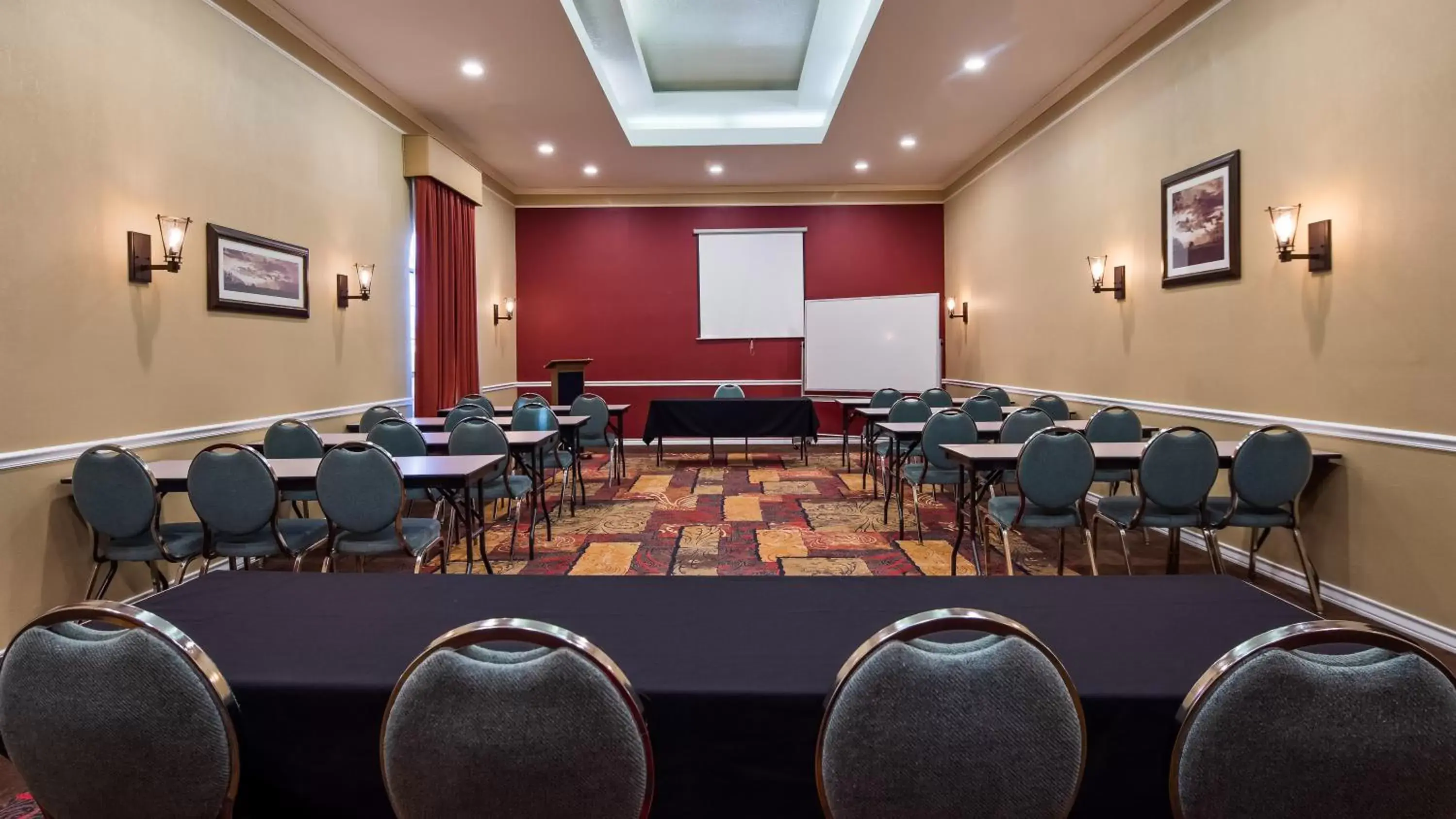 Meeting/conference room in Best Western Plus Fiesta Inn
