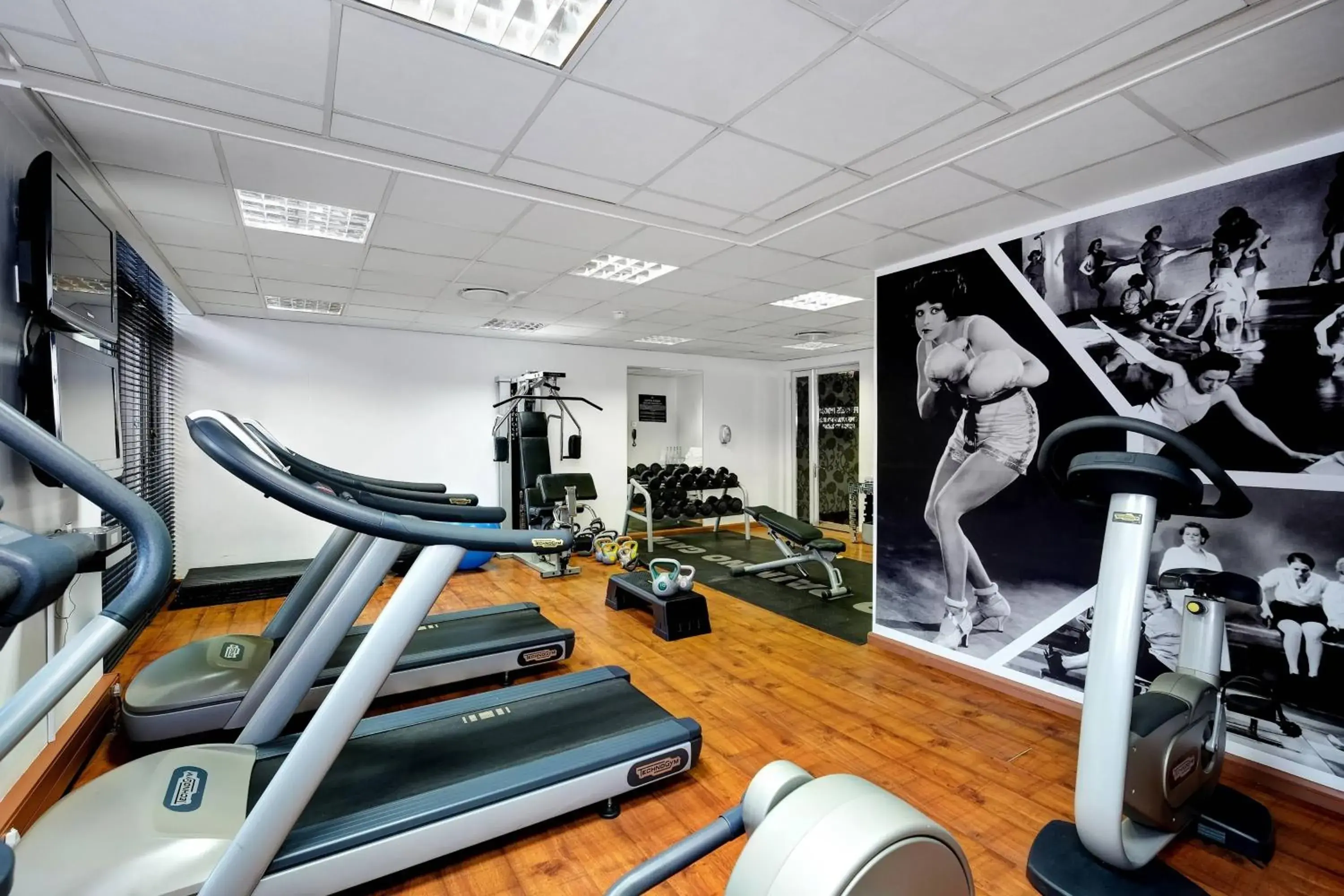 Fitness centre/facilities, Fitness Center/Facilities in Protea Hotel by Marriott Fire & Ice Johannesburg Melrose Arch