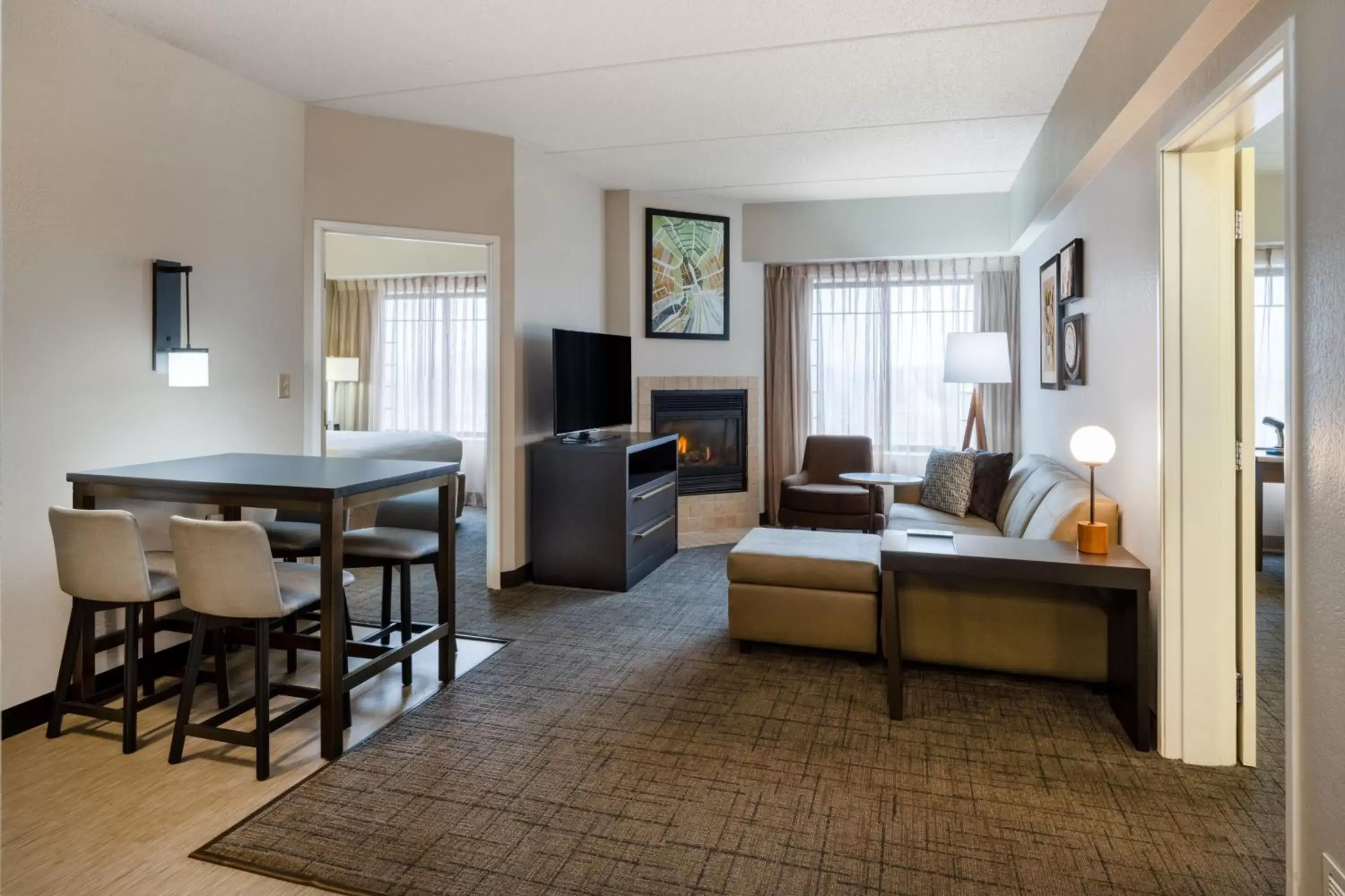 Bedroom, Seating Area in Residence Inn by Marriott Chicago Oak Brook