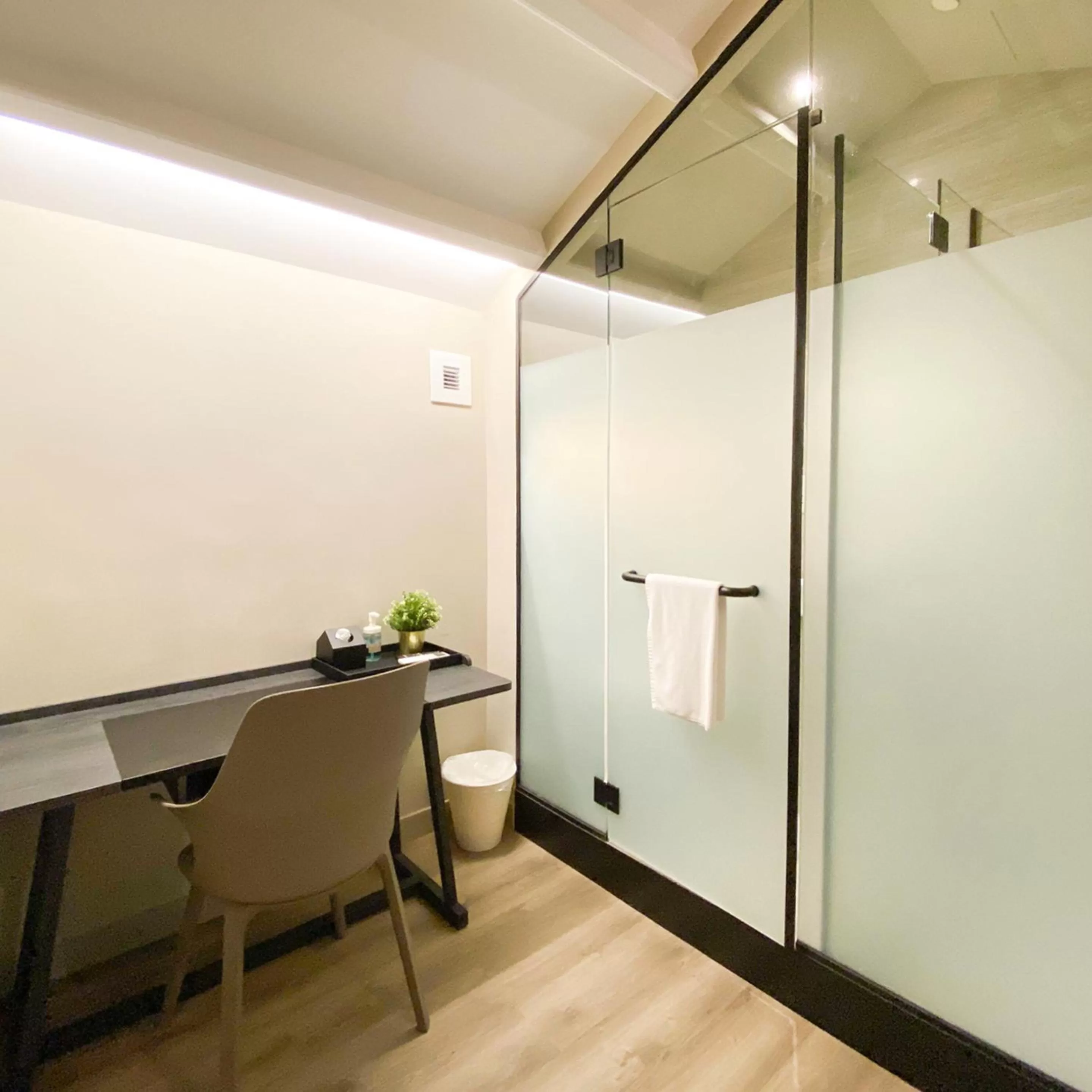 Bathroom in ST Signature Jalan Besar, SHORT OVERNIGHT, 13 Hours, 6PM-7AM