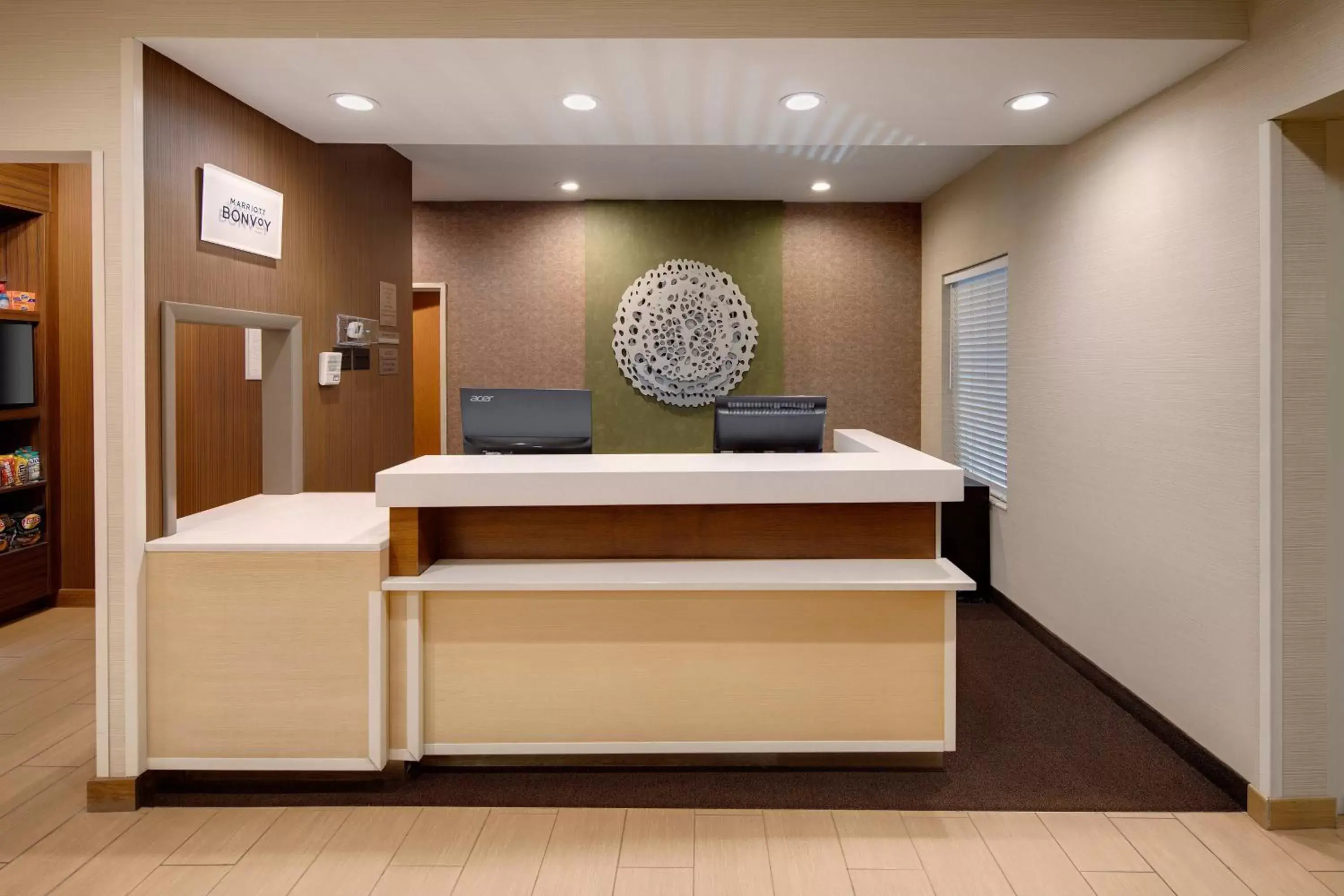 Lobby or reception, Lobby/Reception in Fairfield Inn & Suites Indianapolis Airport