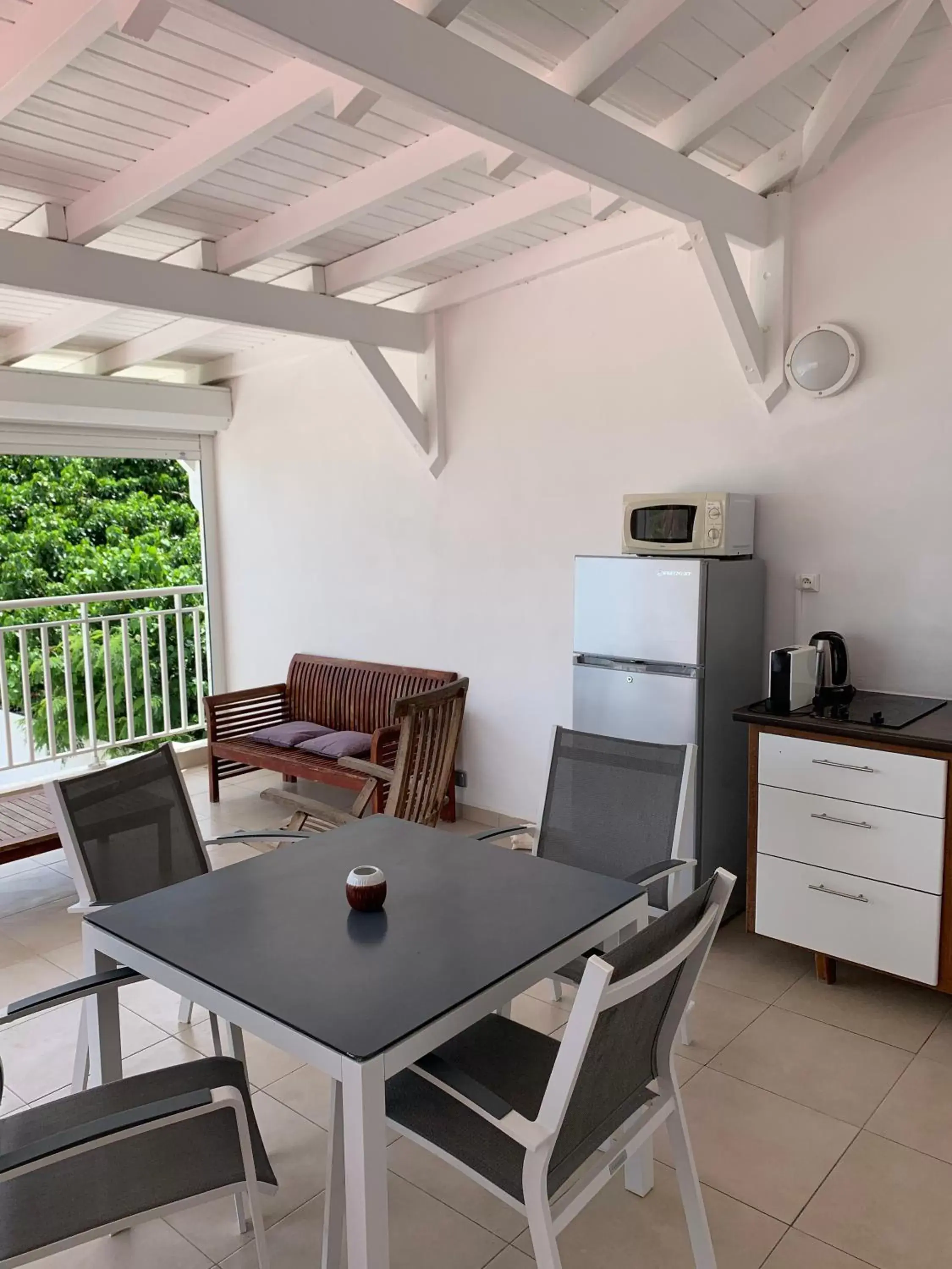 Balcony/Terrace, Dining Area in Coco Beach Marie-Galante