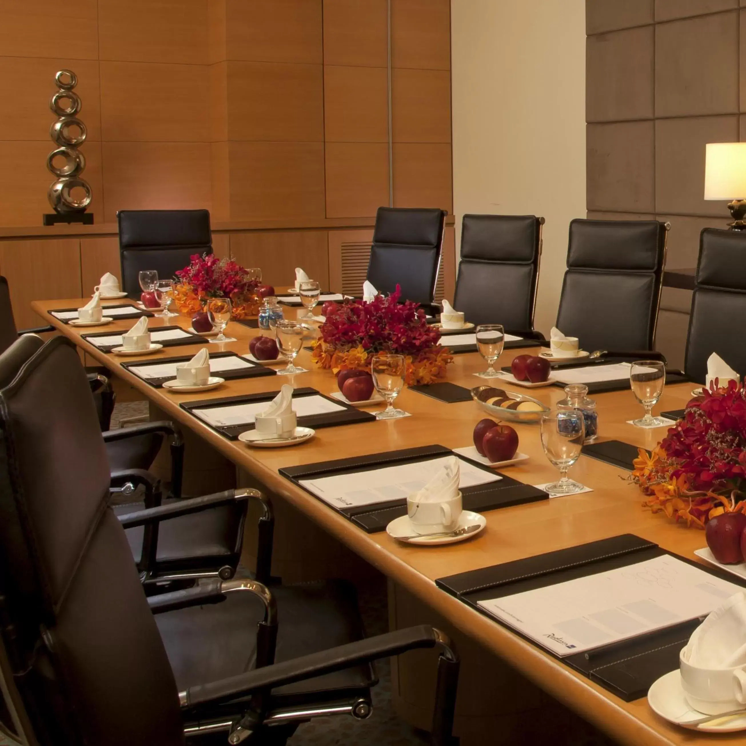 Meeting/conference room in Radisson Blu Hotel, Nagpur