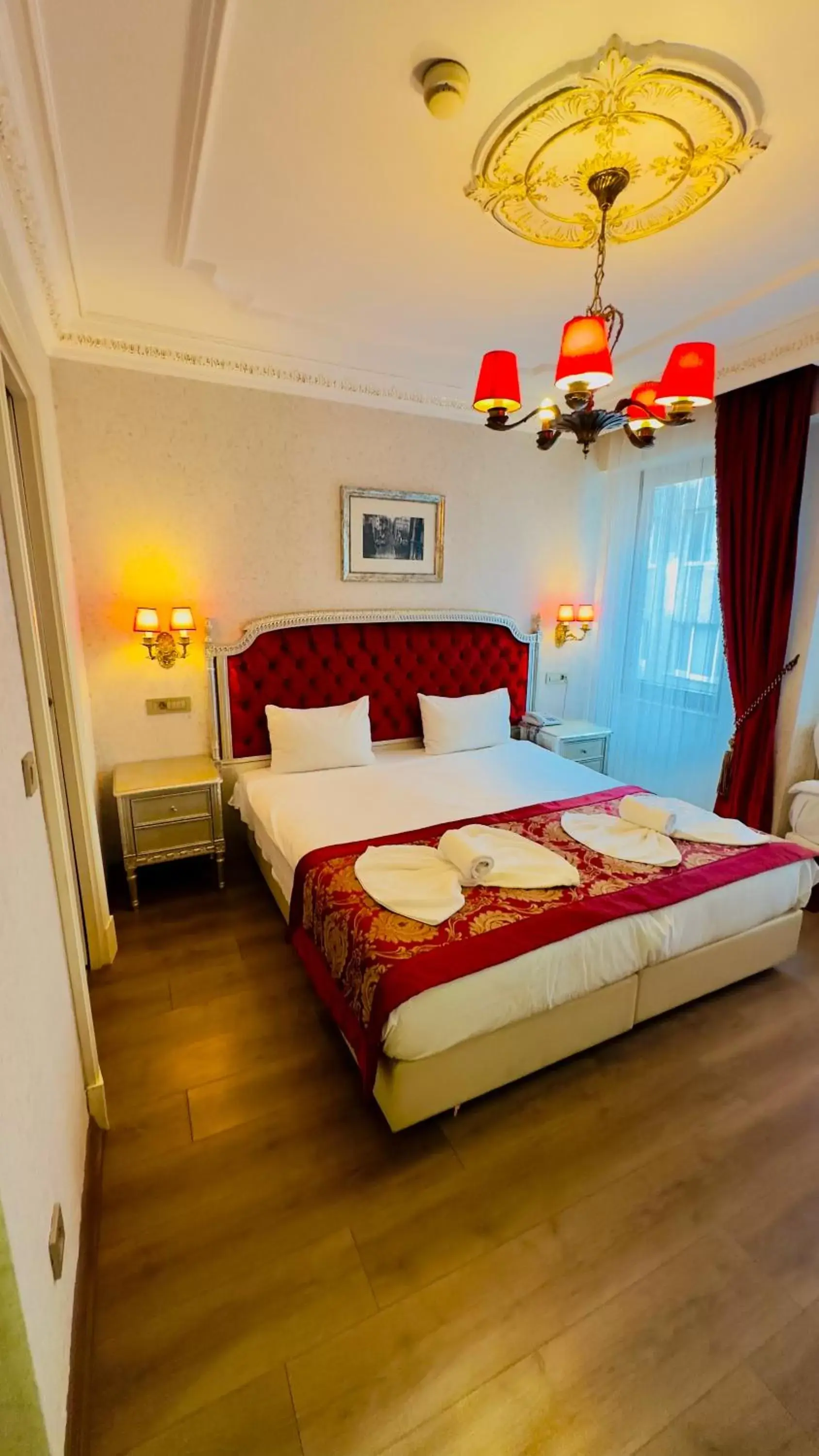 Bed in Hotel Gritti Pera & Spa