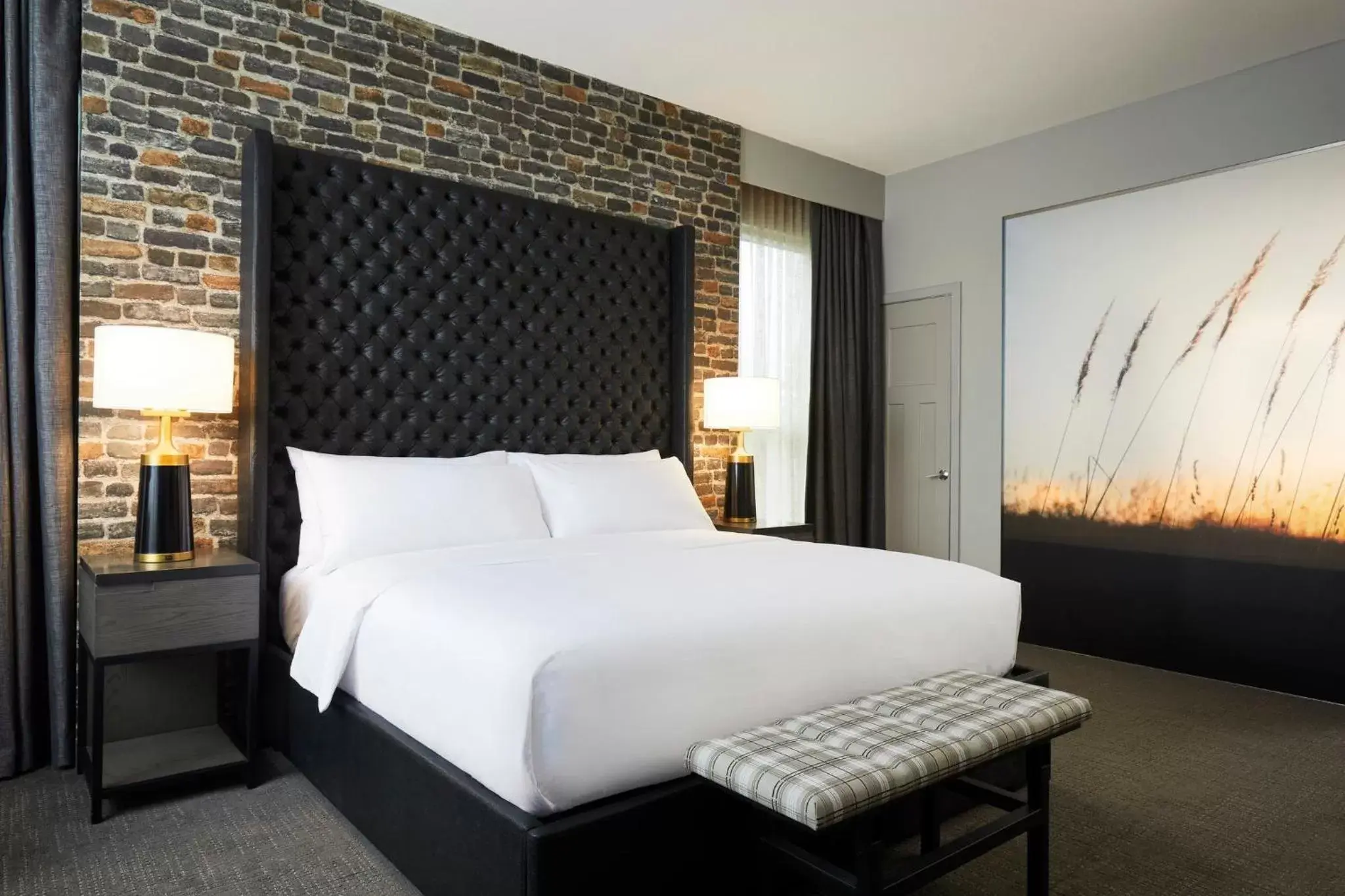 Photo of the whole room, Bed in Archer Hotel Tysons