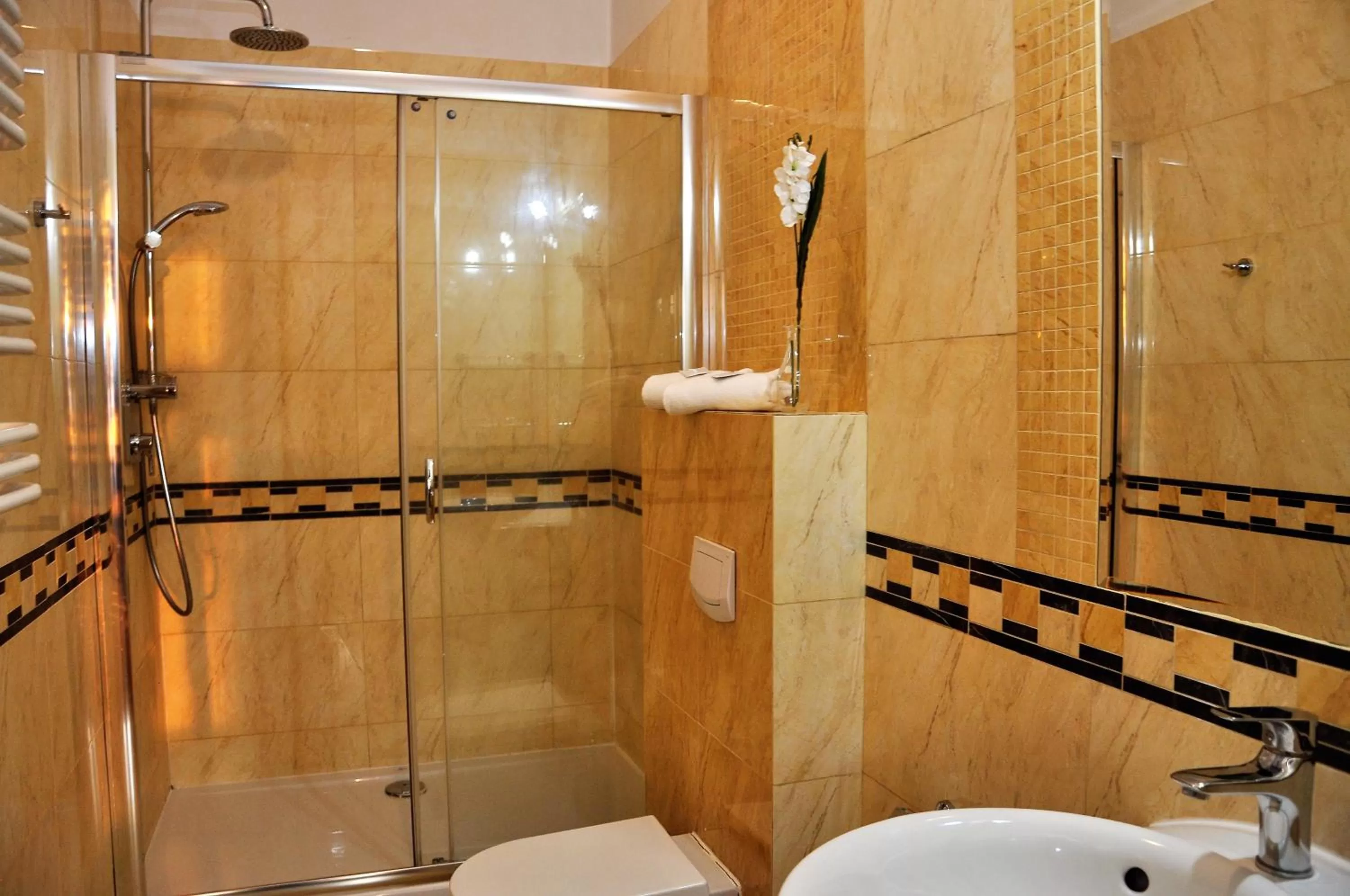 Bathroom in Prudentia Residence Qulturalna