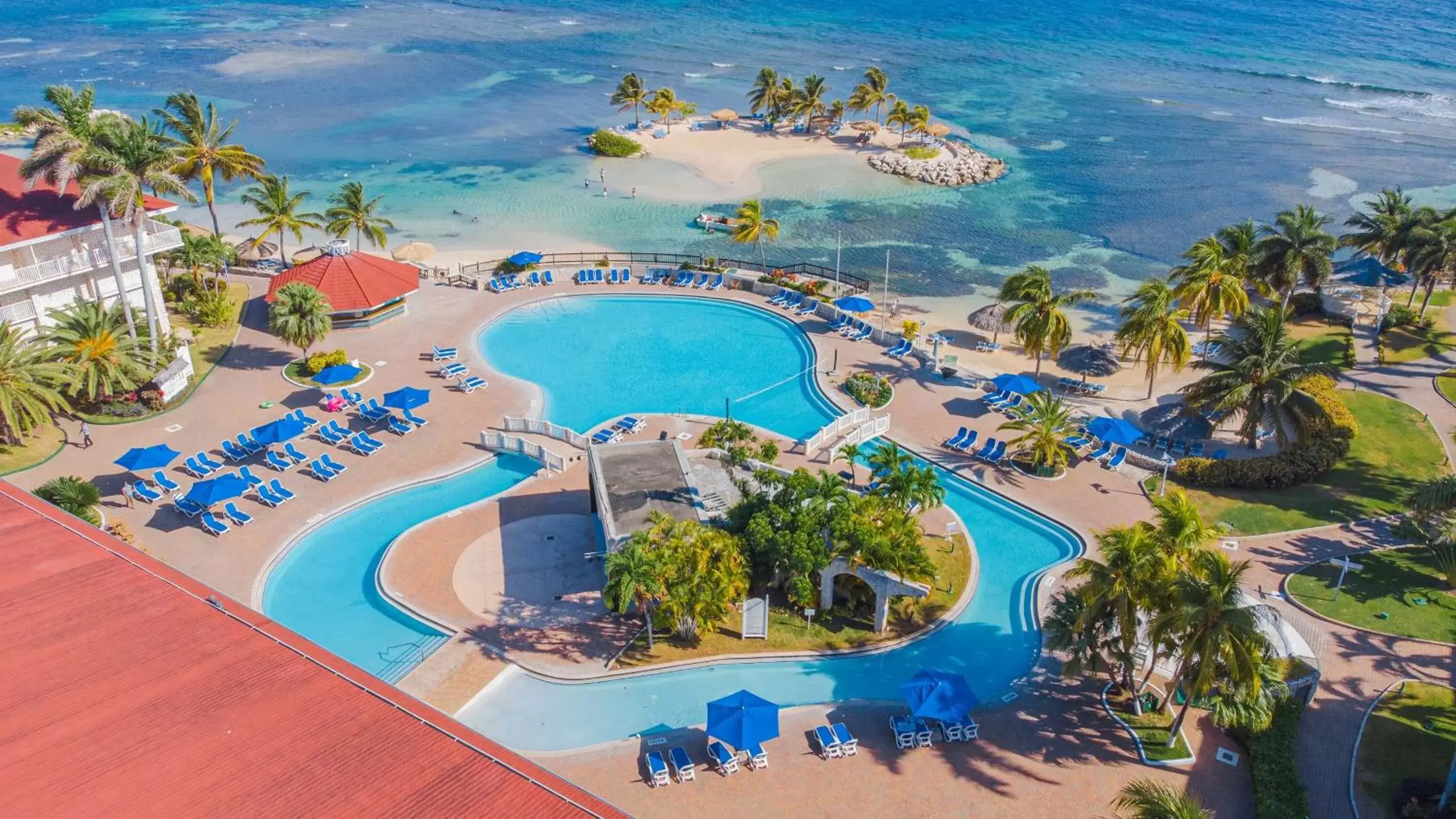 Property building, Pool View in Holiday Inn Resort Montego Bay All Inclusive, an IHG Hotel