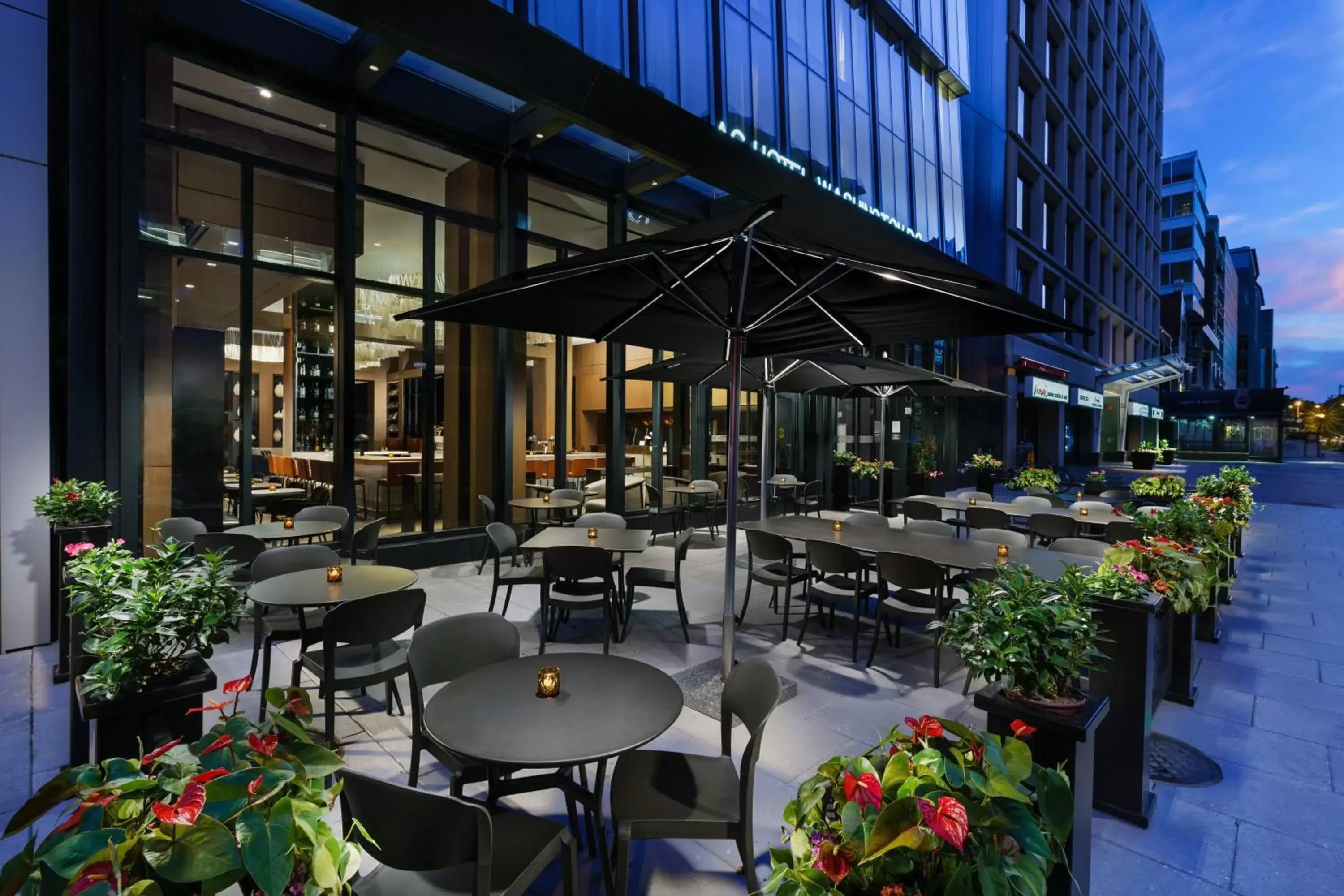 Property building, Restaurant/Places to Eat in AC Hotel by Marriott Washington DC Downtown
