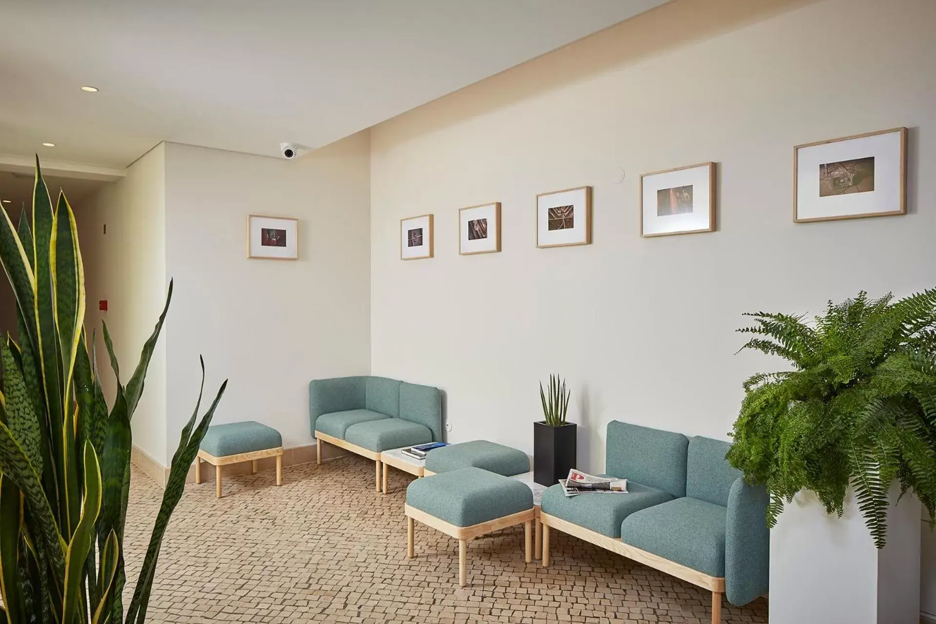 Communal lounge/ TV room, Seating Area in Hotel das Salinas