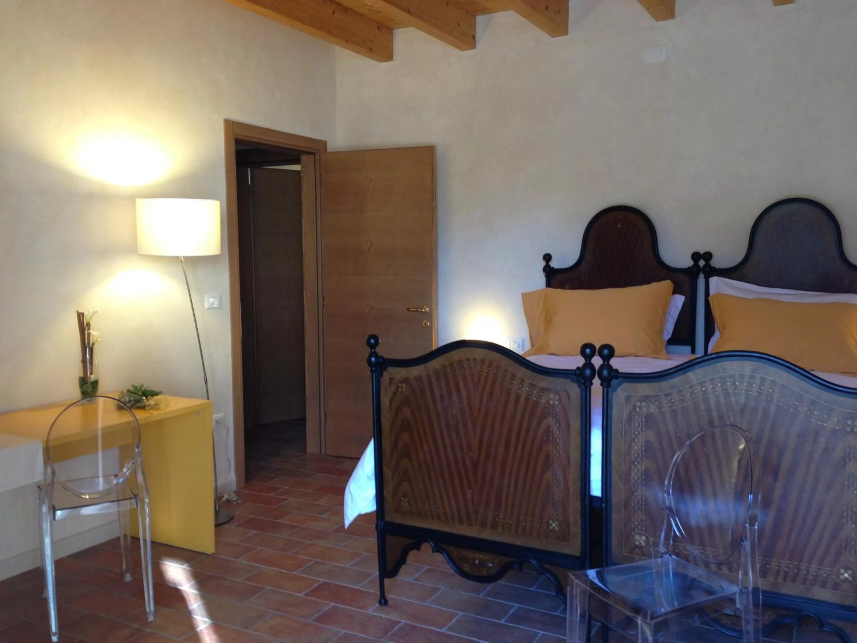 Bed in L'Isolo b&b e case vacanza