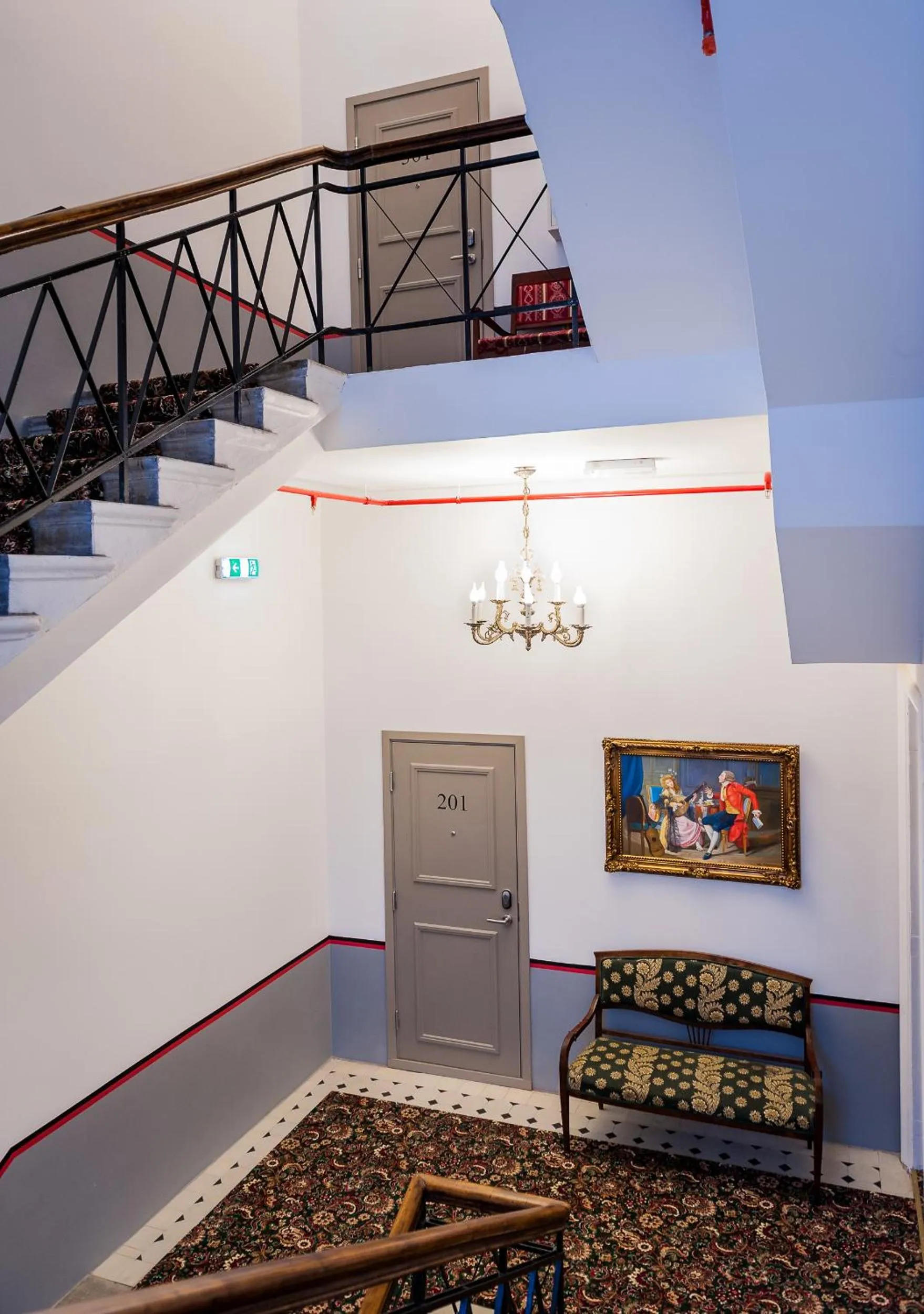 Facade/entrance in Three Crowns Residents