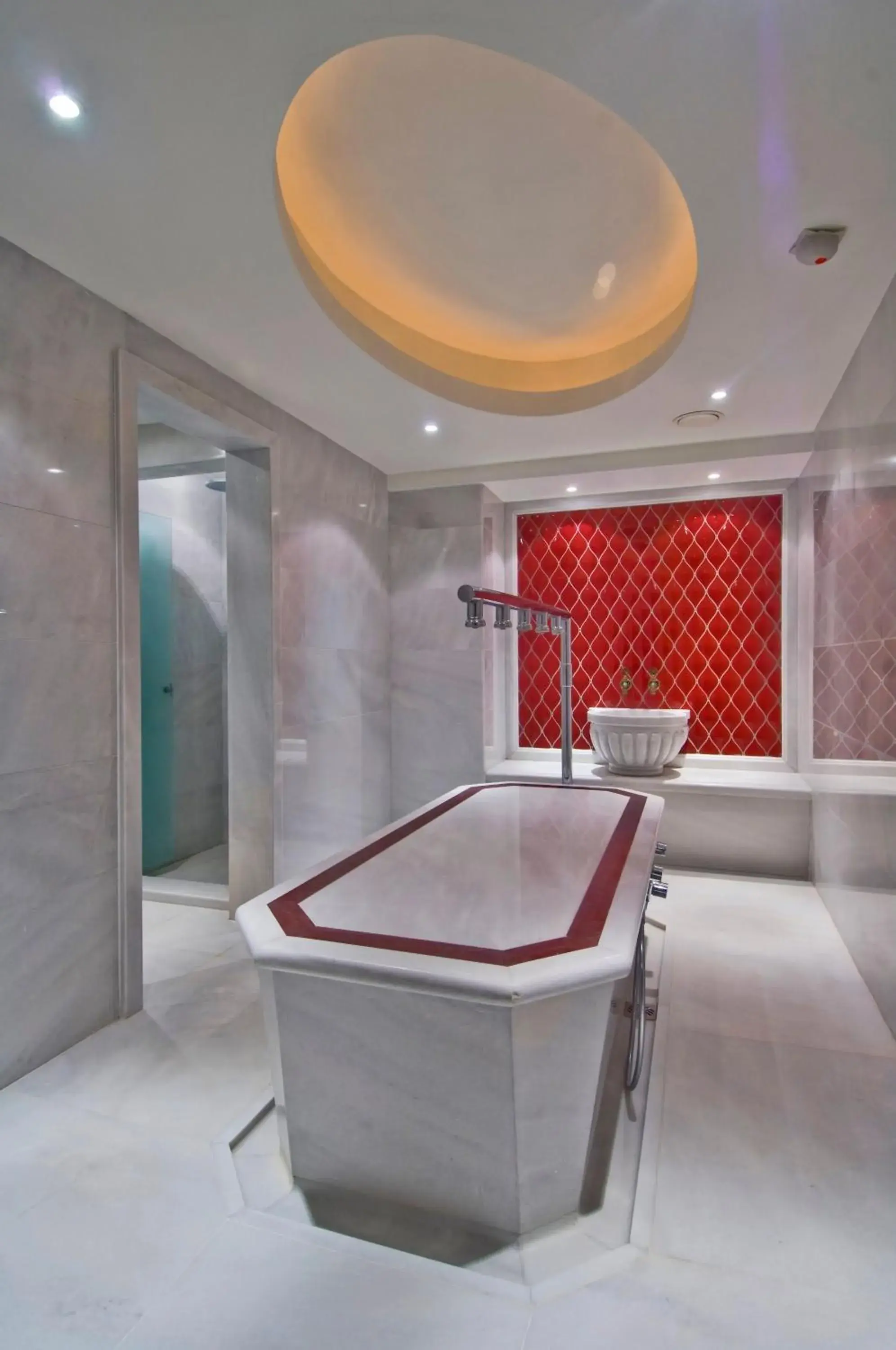 Spa and wellness centre/facilities, Bathroom in Marigold Thermal & Spa Hotel Bursa