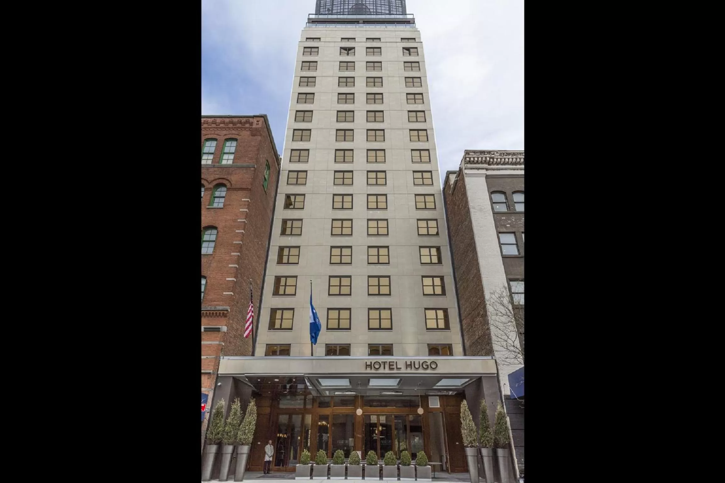 Facade/entrance in Hotel Hugo