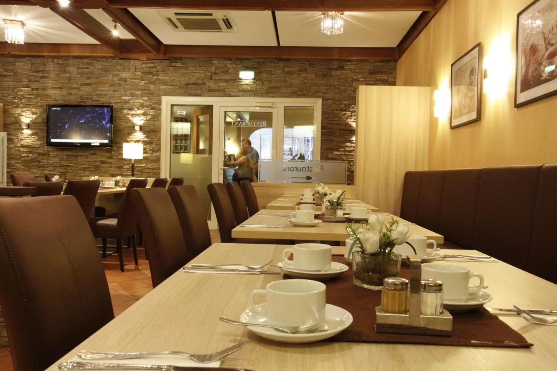 Restaurant/places to eat in Hotel Kaiserhof Wesel