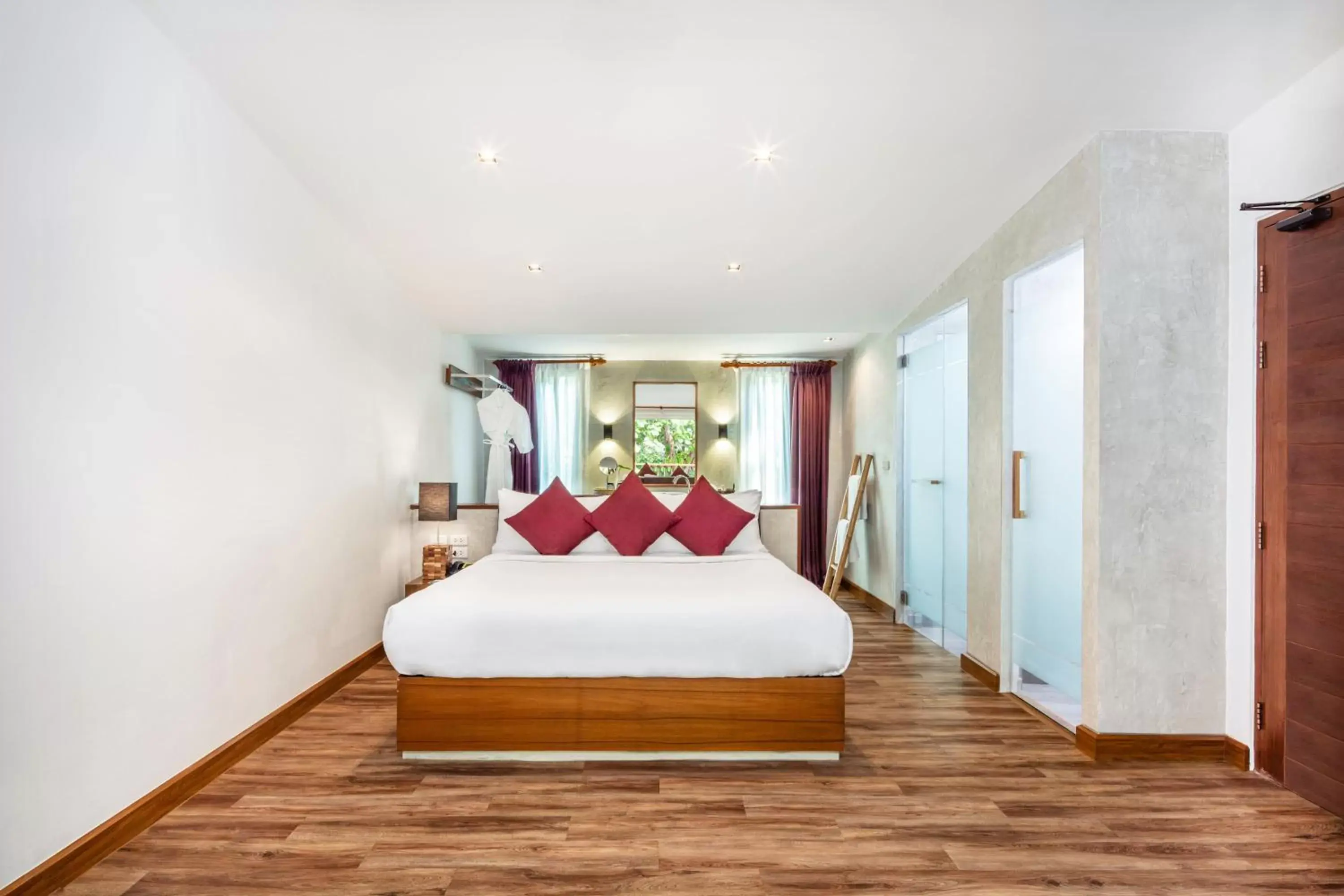 Photo of the whole room, Bed in The Monttra Pattaya - SHA Extra Plus