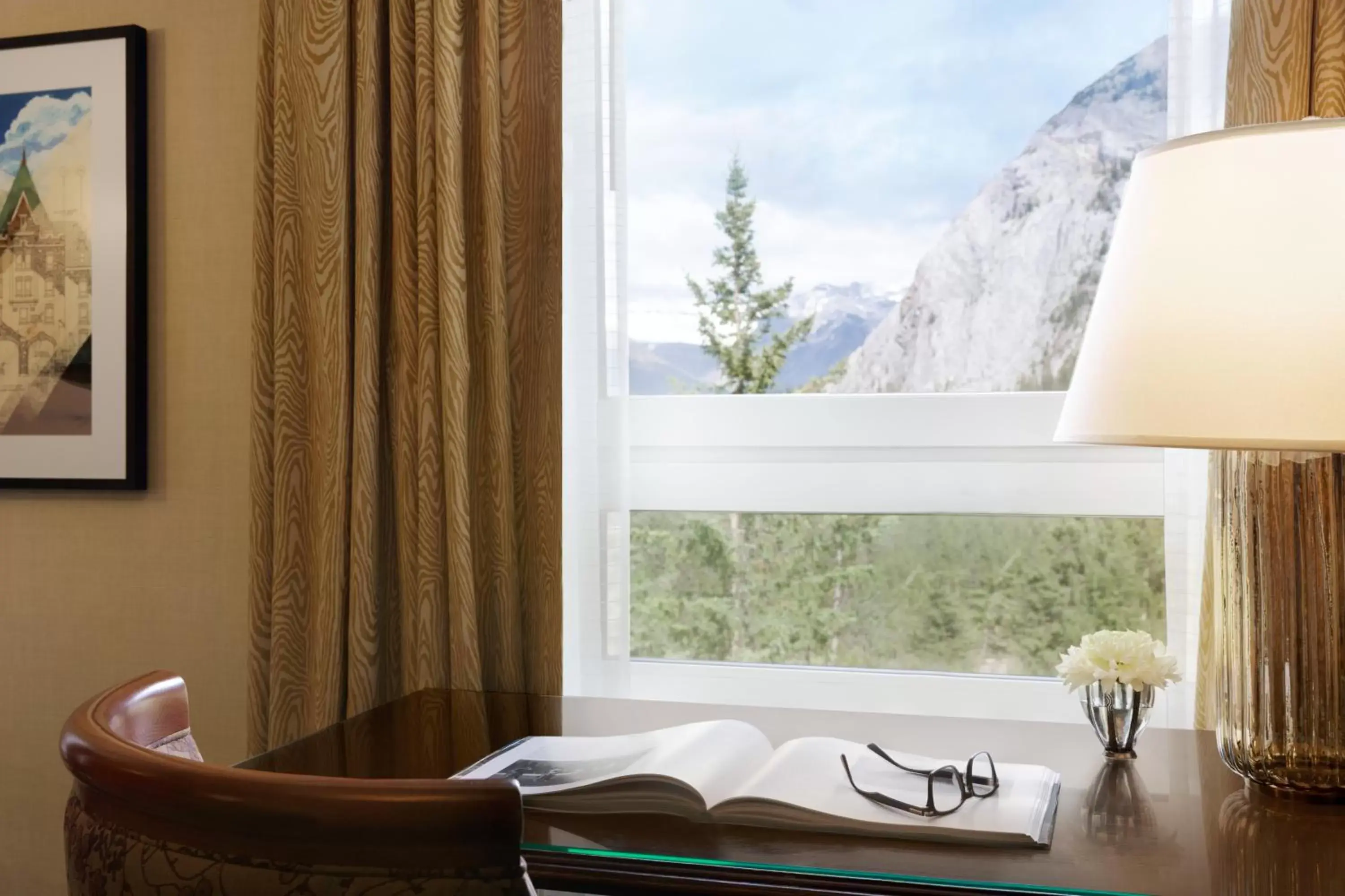 Bedroom in Fairmont Banff Springs