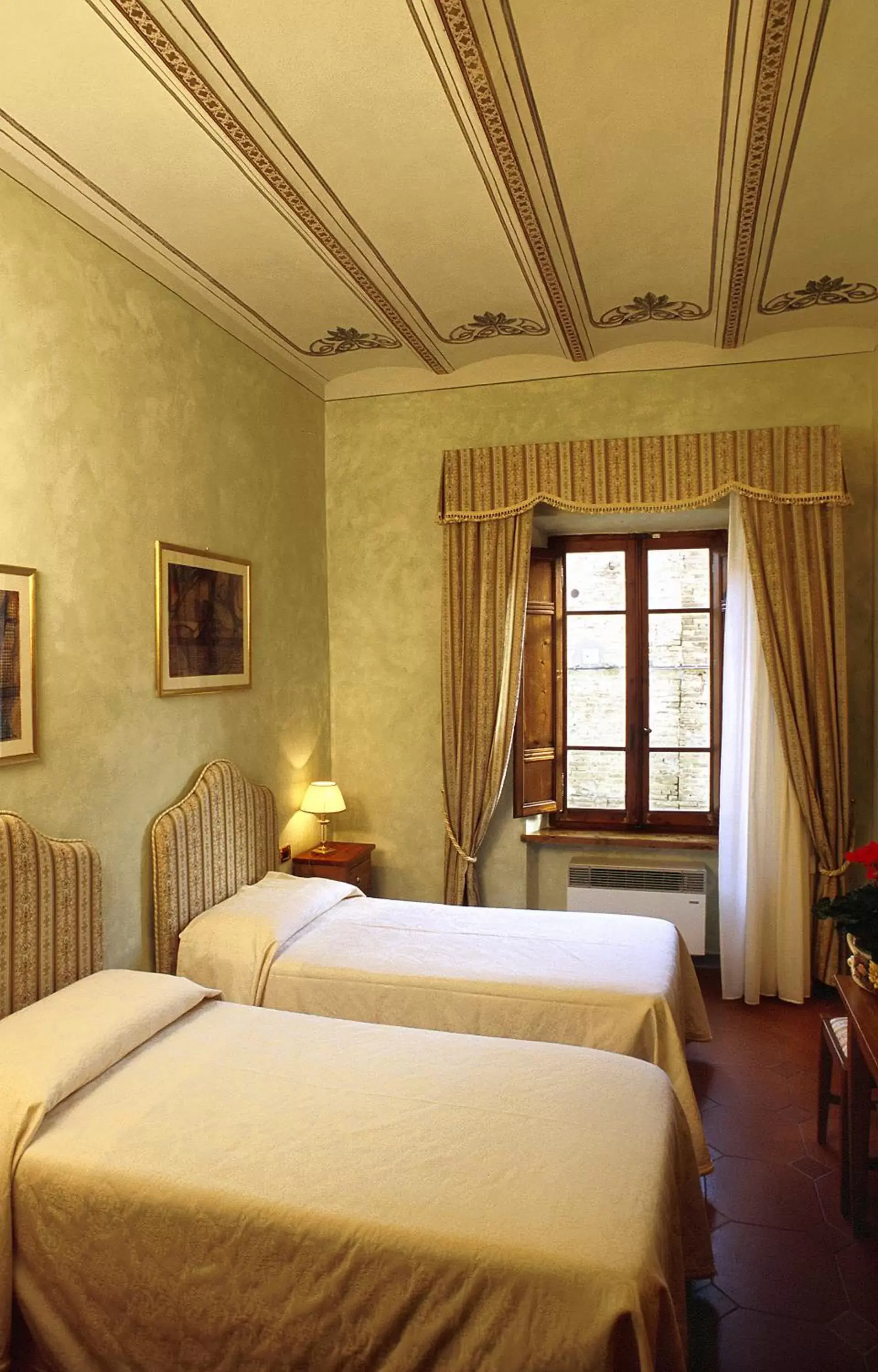 Photo of the whole room, Bed in B&B Palazzo Al Torrione 2