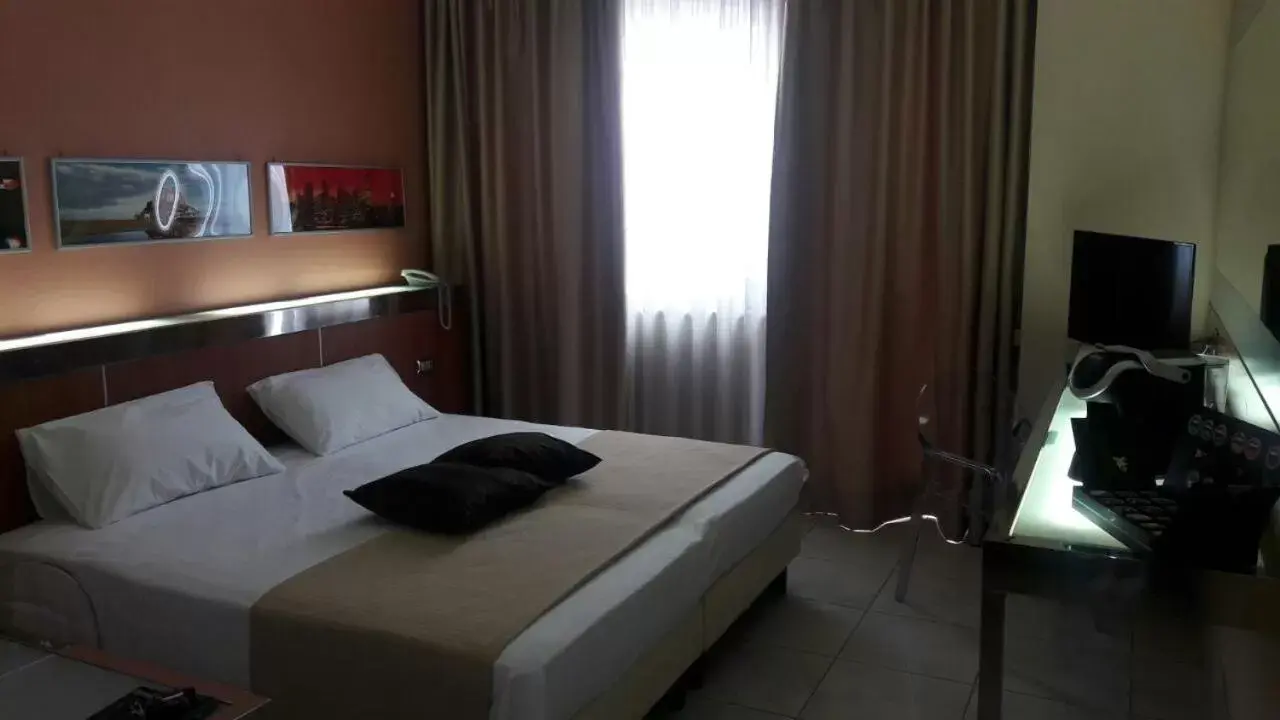 Double Room with Balcony in Hotel Artemide Double Room with Balcony in Hotel Artemide