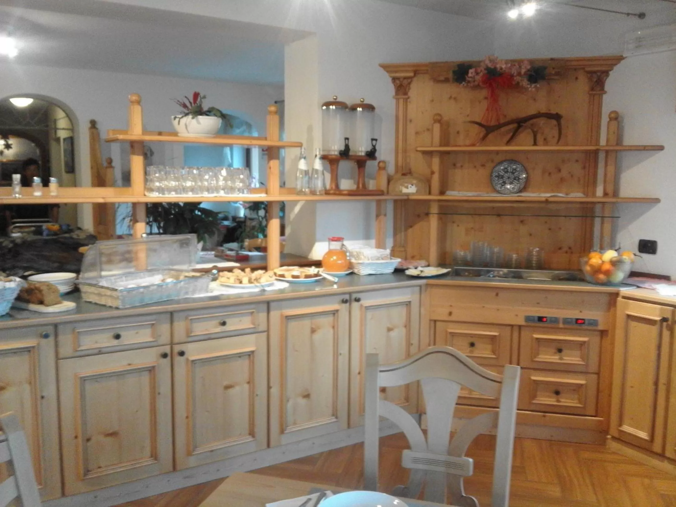 Breakfast in Hotel Villa Fosine