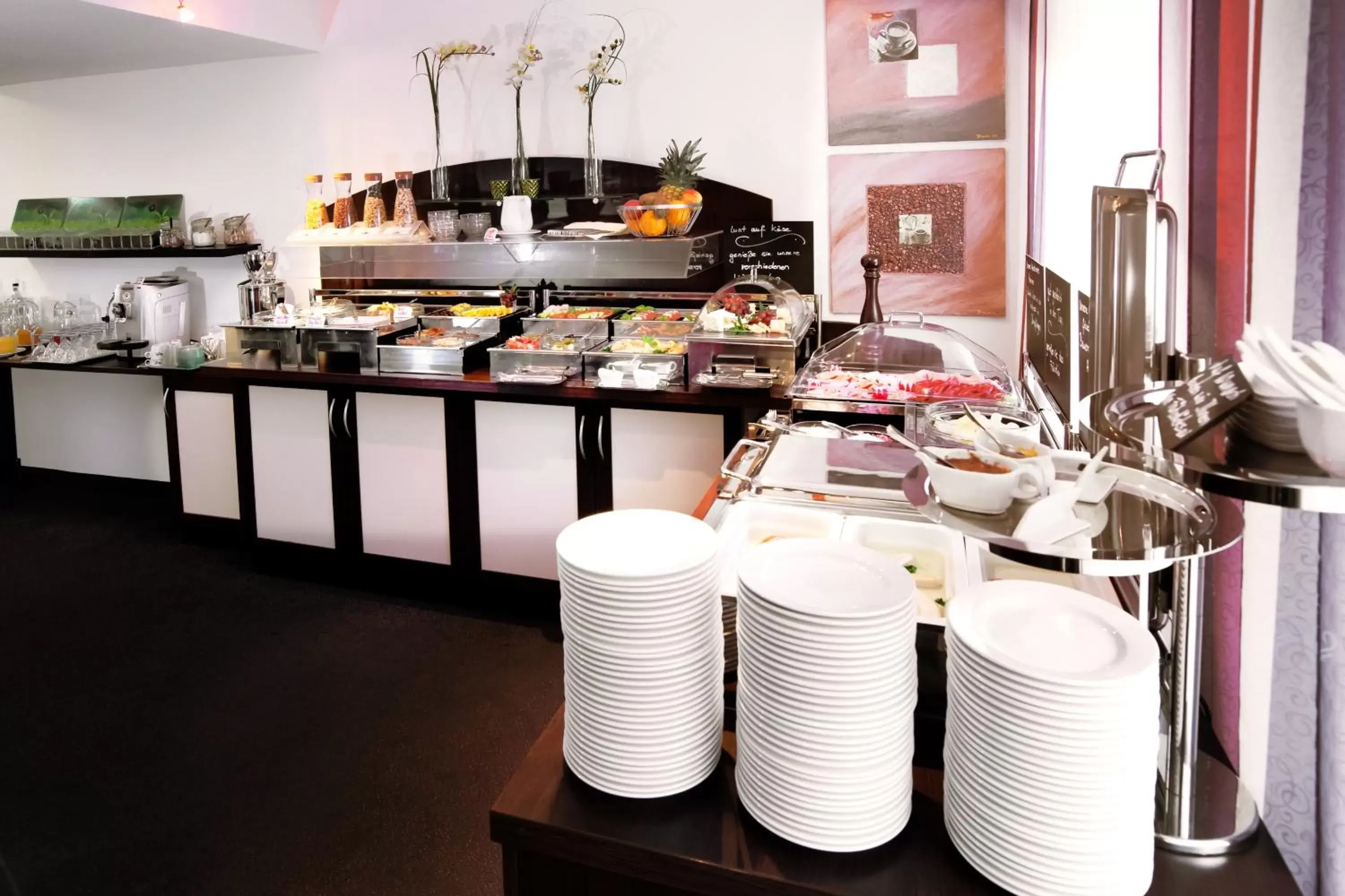 Buffet breakfast in Centro Hotel U-NO 1 Buffet breakfast in Centro Hotel U-NO 1