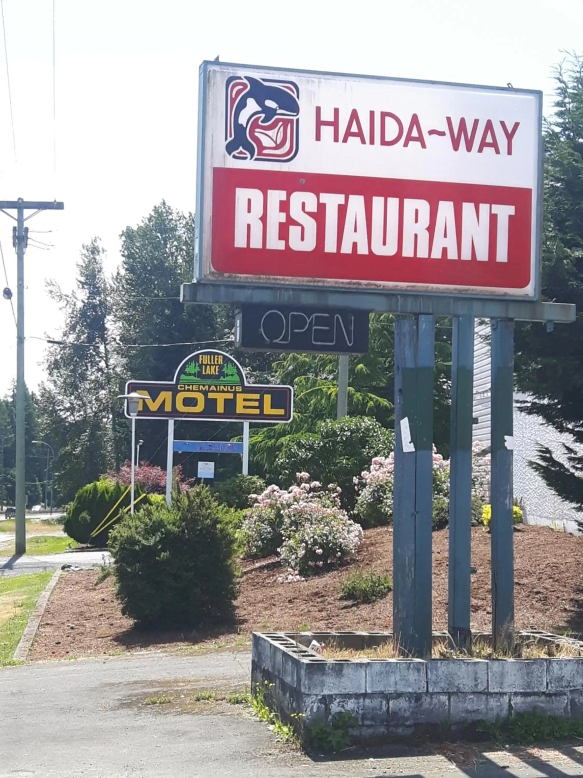 Property logo or sign in Fuller Lake Chemainus Motel