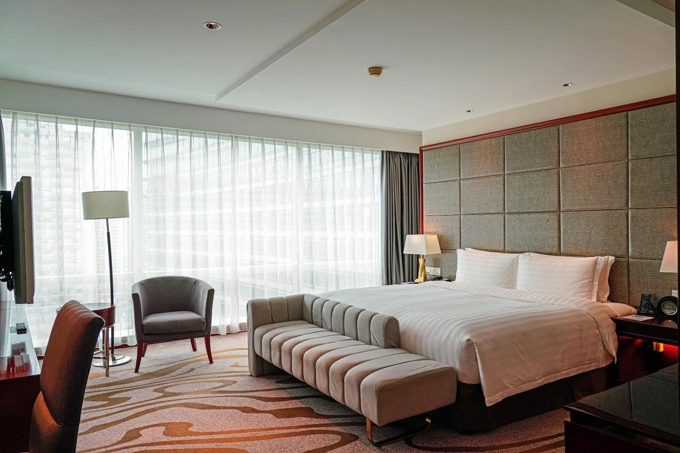 Bedroom, Bed in Pullman Shanghai Central - In XinTianDi & Yu Garden Area