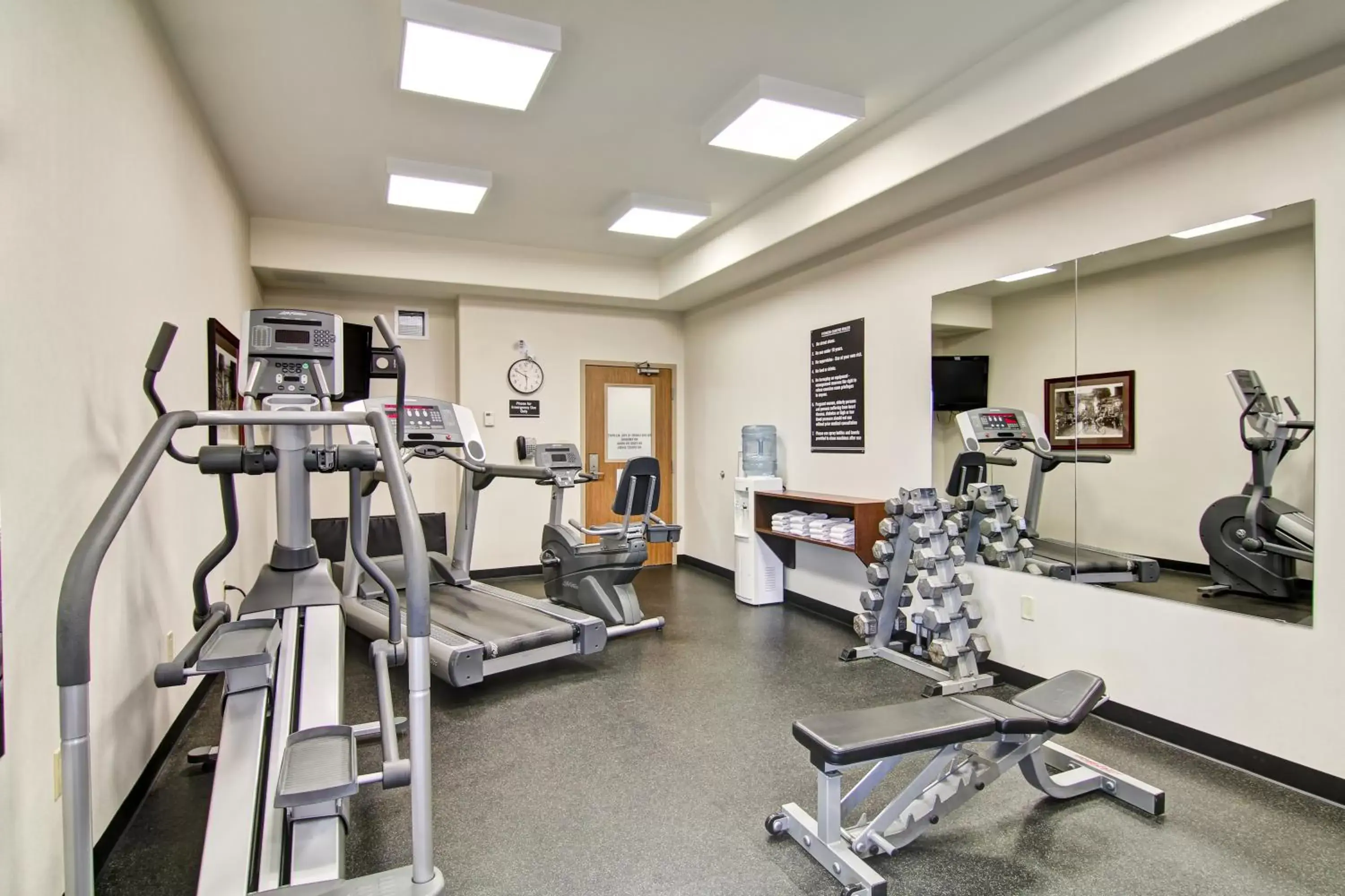 Fitness Center/Facilities in Canalta Hotel Weyburn