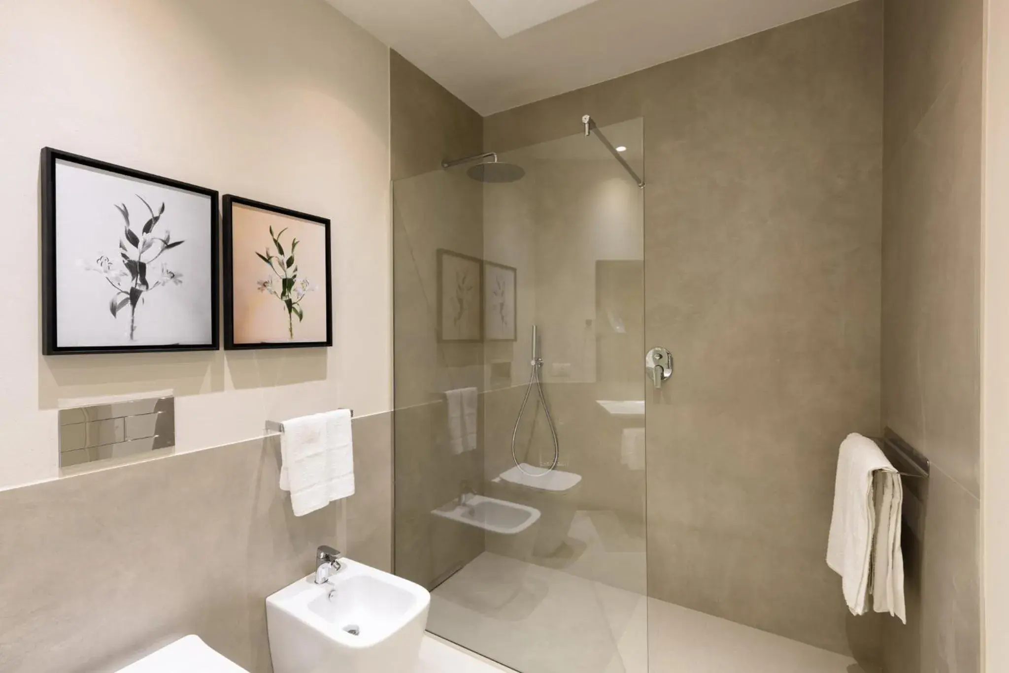 Bathroom in Palazzo Vasarri - Luxury design suites