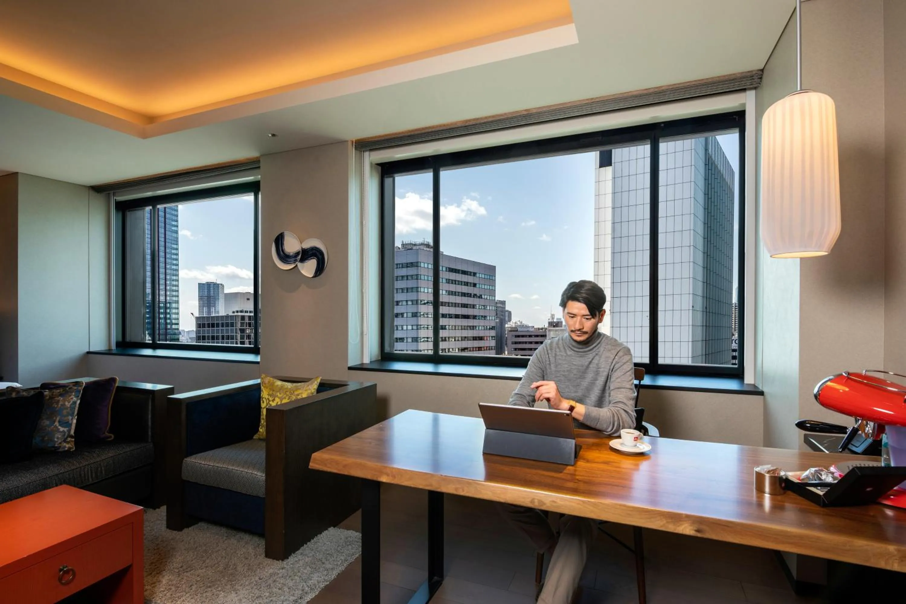 Living room in Pullman Tokyo Tamachi