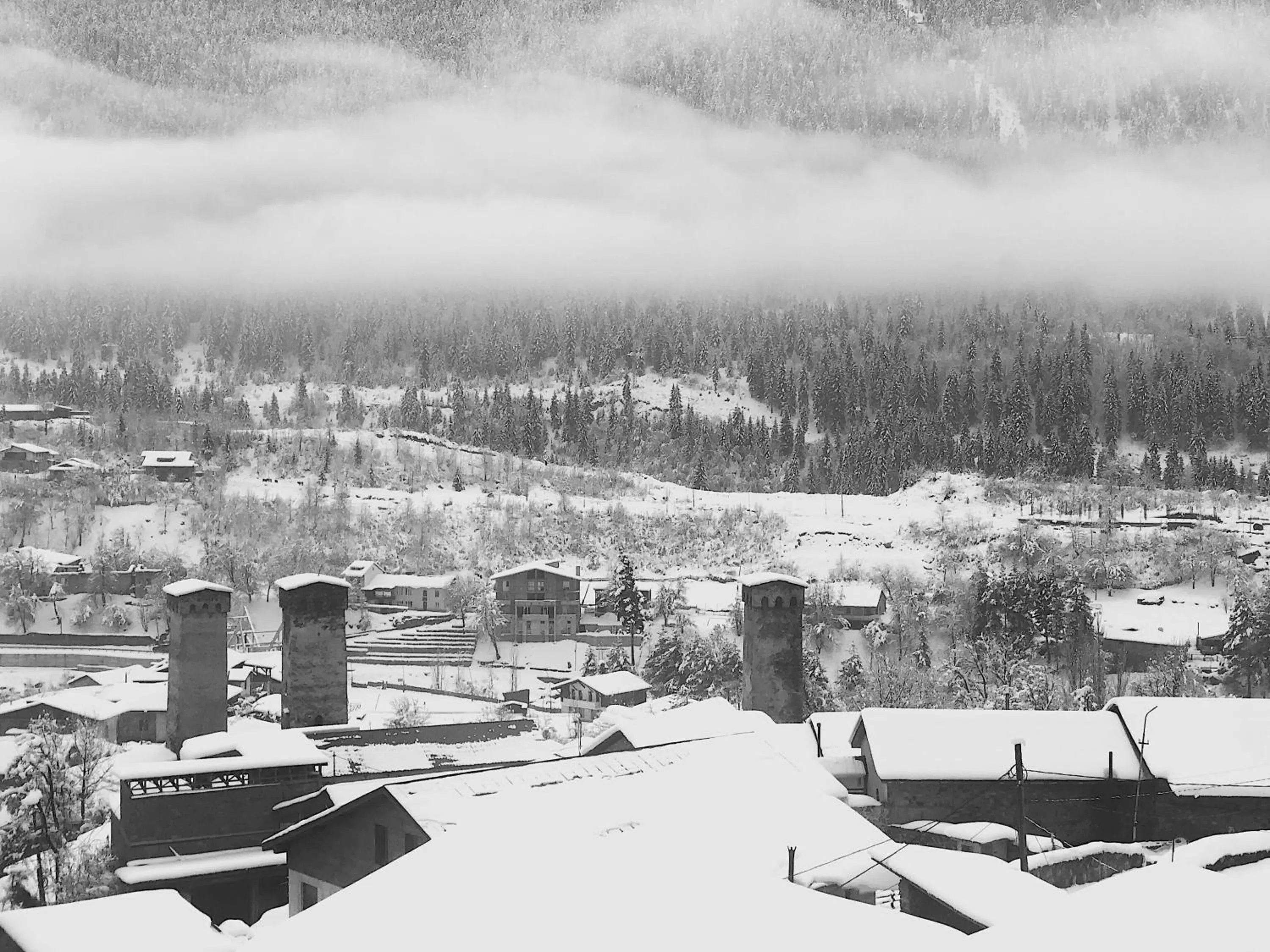 Neighbourhood in Hotel Old House Mestia