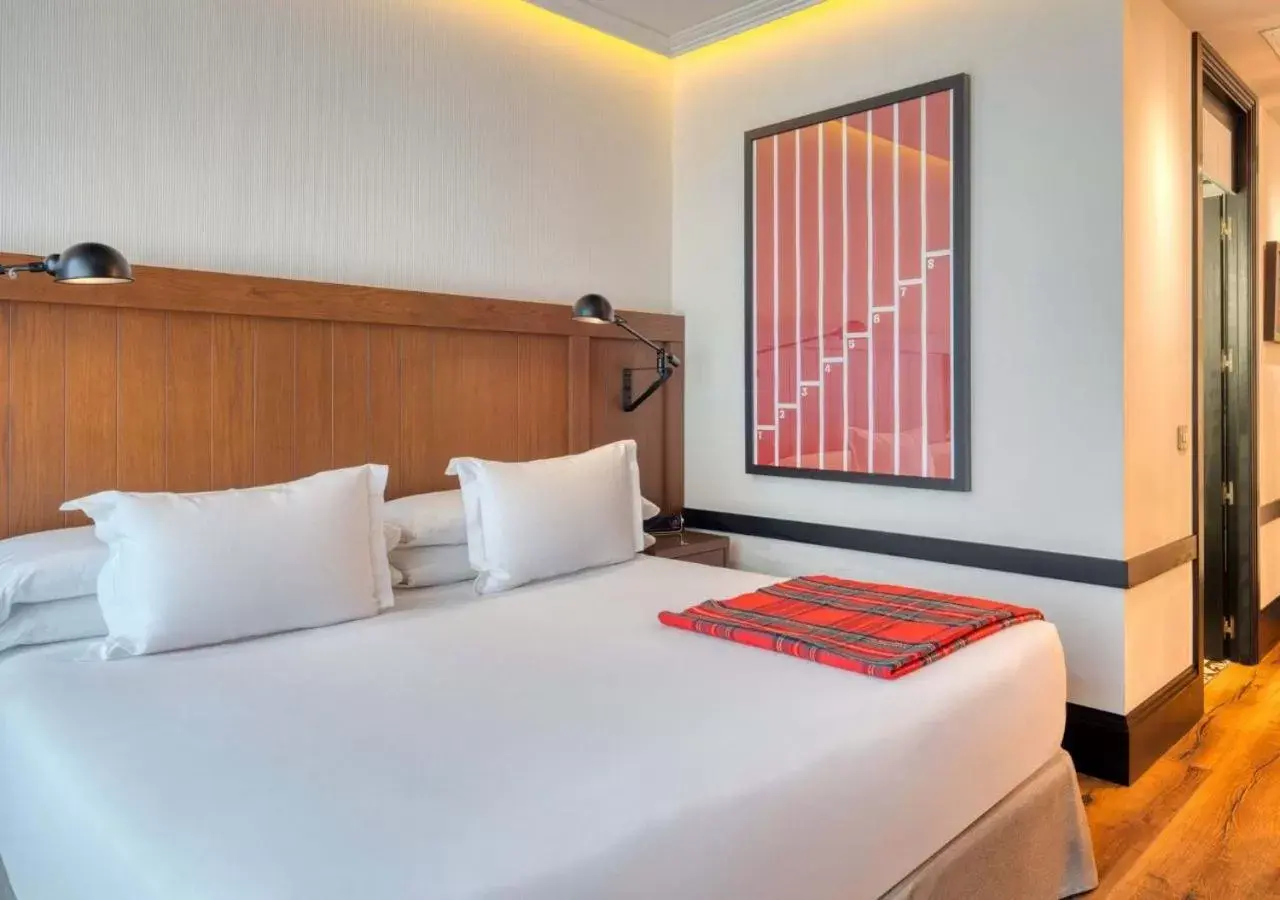 Bed in Only YOU Hotel Atocha