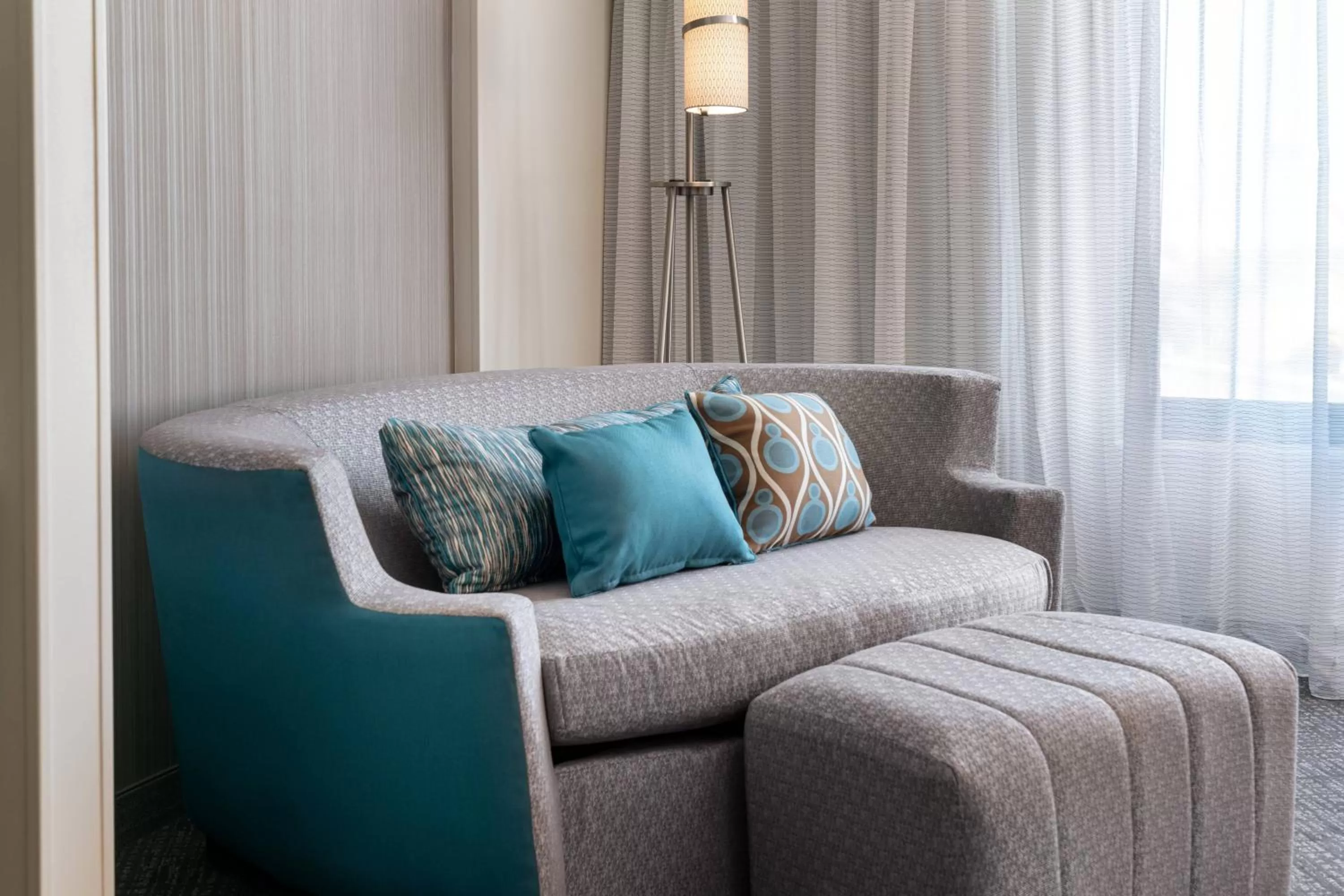 Photo of the whole room in Courtyard by Marriott Petaluma Sonoma County